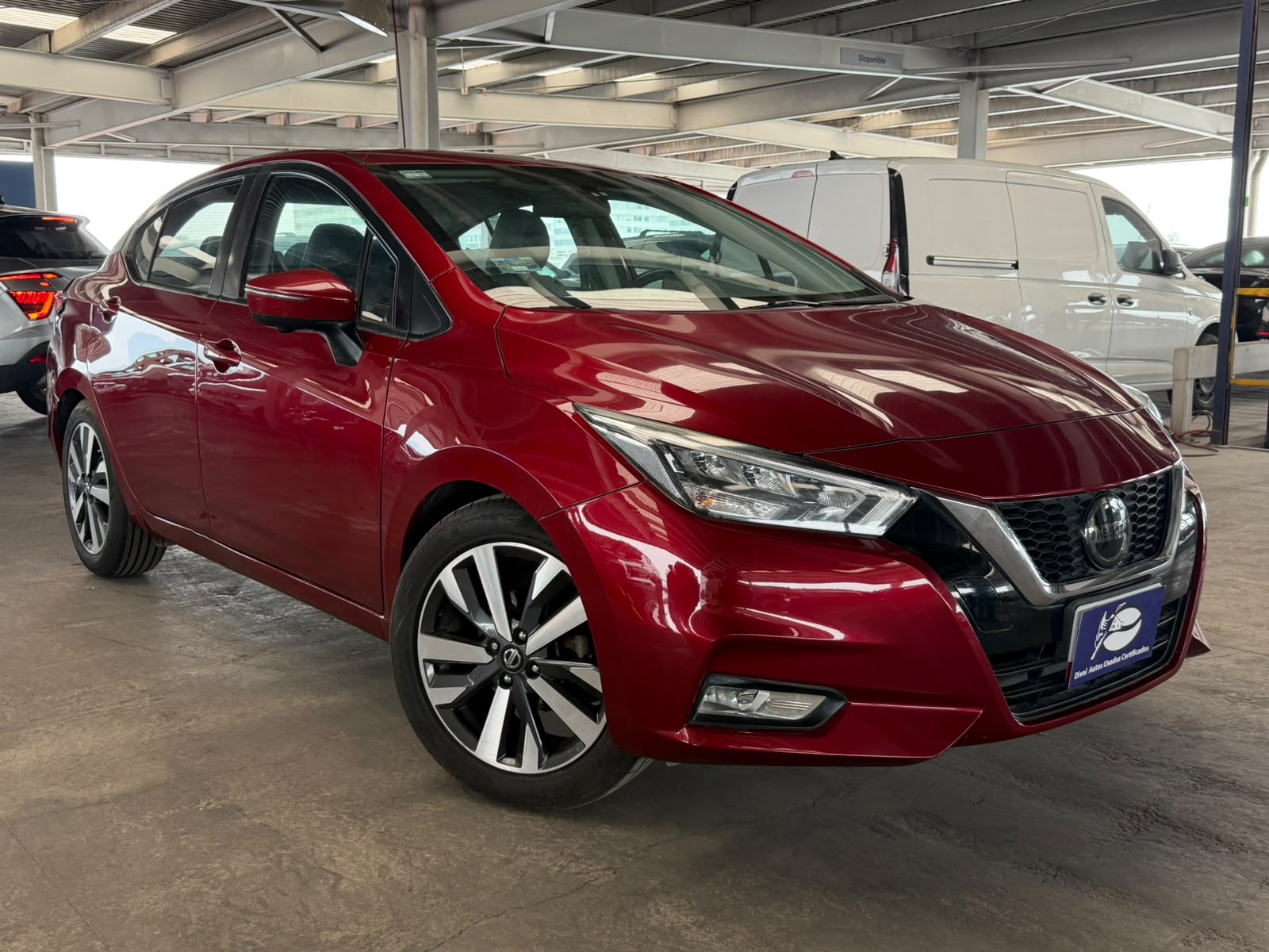 NISSAN VERSA 2021 - foto 2