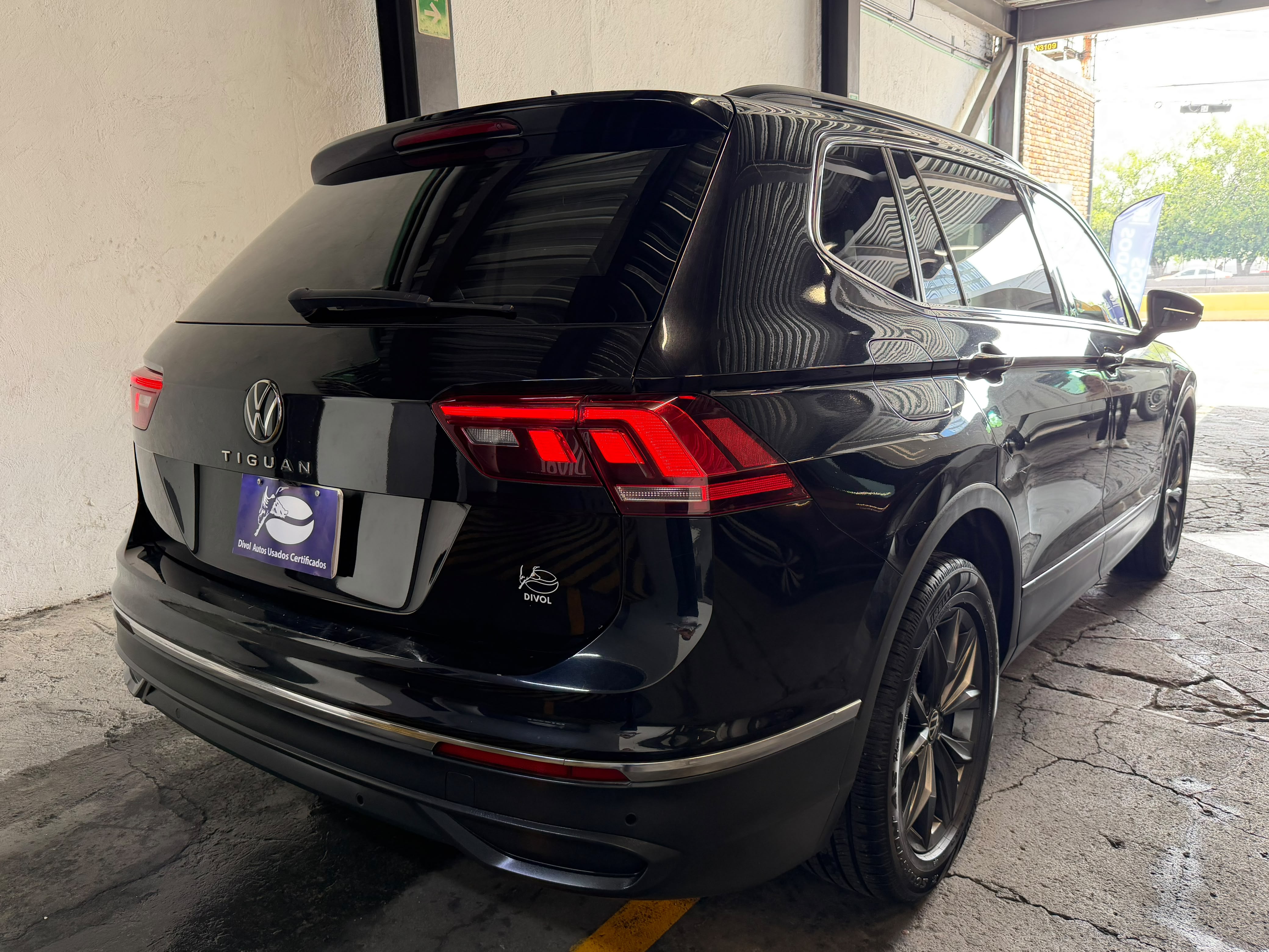 VOLKSWAGEN TIGUAN 2022 - foto 4