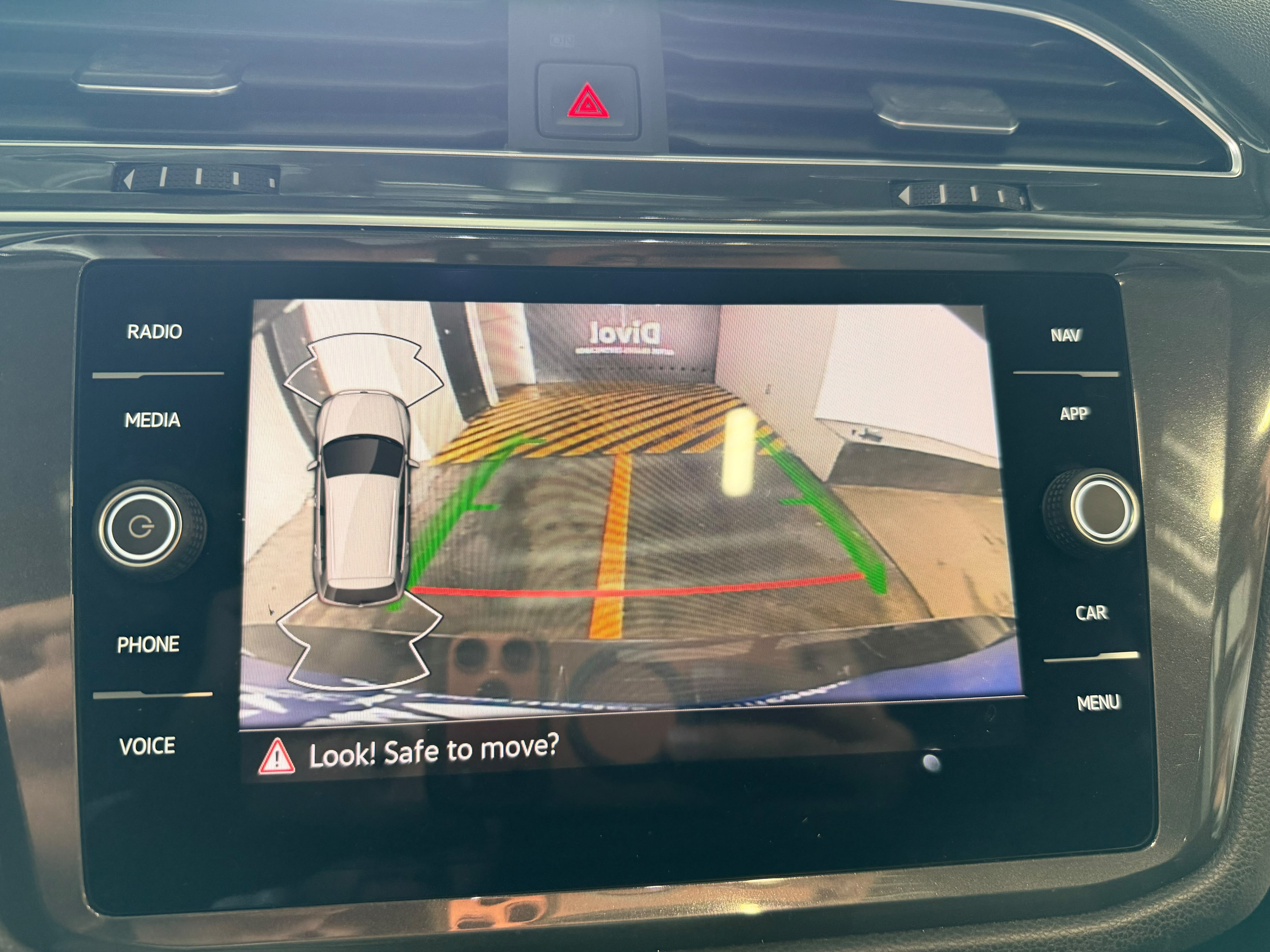 VOLKSWAGEN TIGUAN 2022 - foto 15