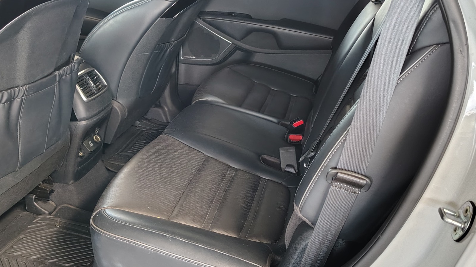 KIA SORENTO 2019 - foto 13