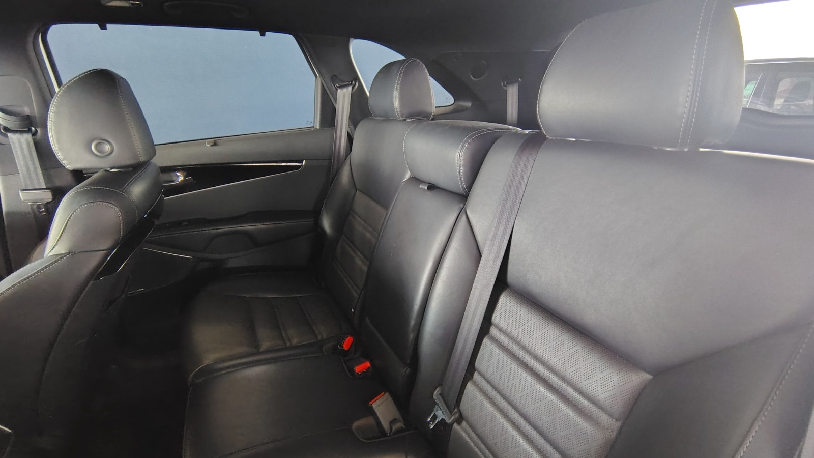 KIA SORENTO 2019 - foto 14