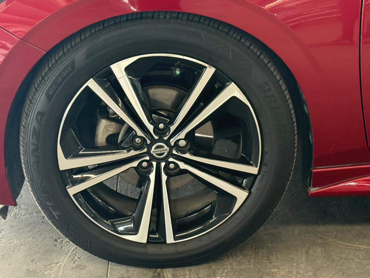 NISSAN SENTRA 2023 - foto 9