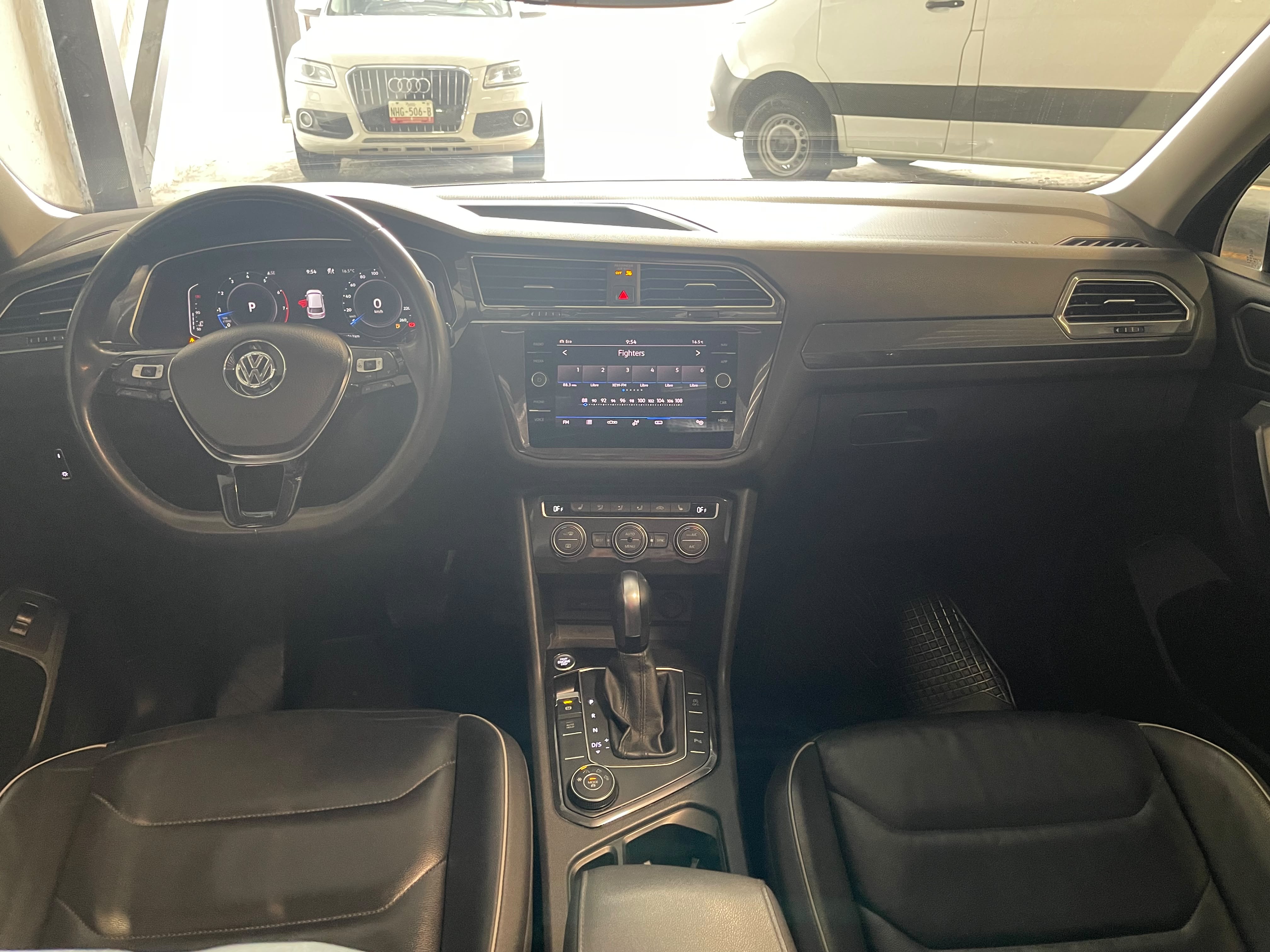 VOLKSWAGEN TIGUAN 2021 - foto 11