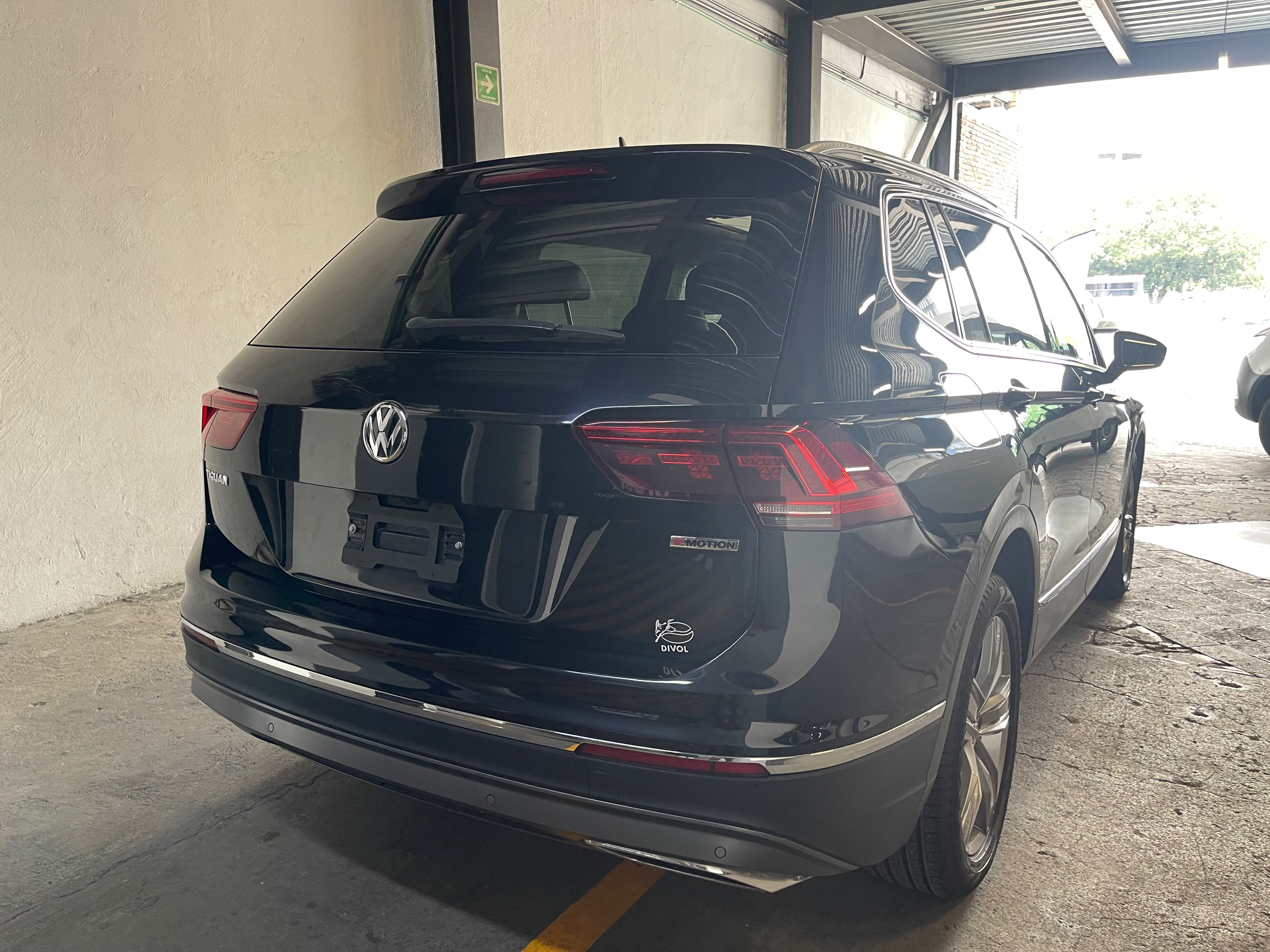 VOLKSWAGEN TIGUAN 2021 - foto 4