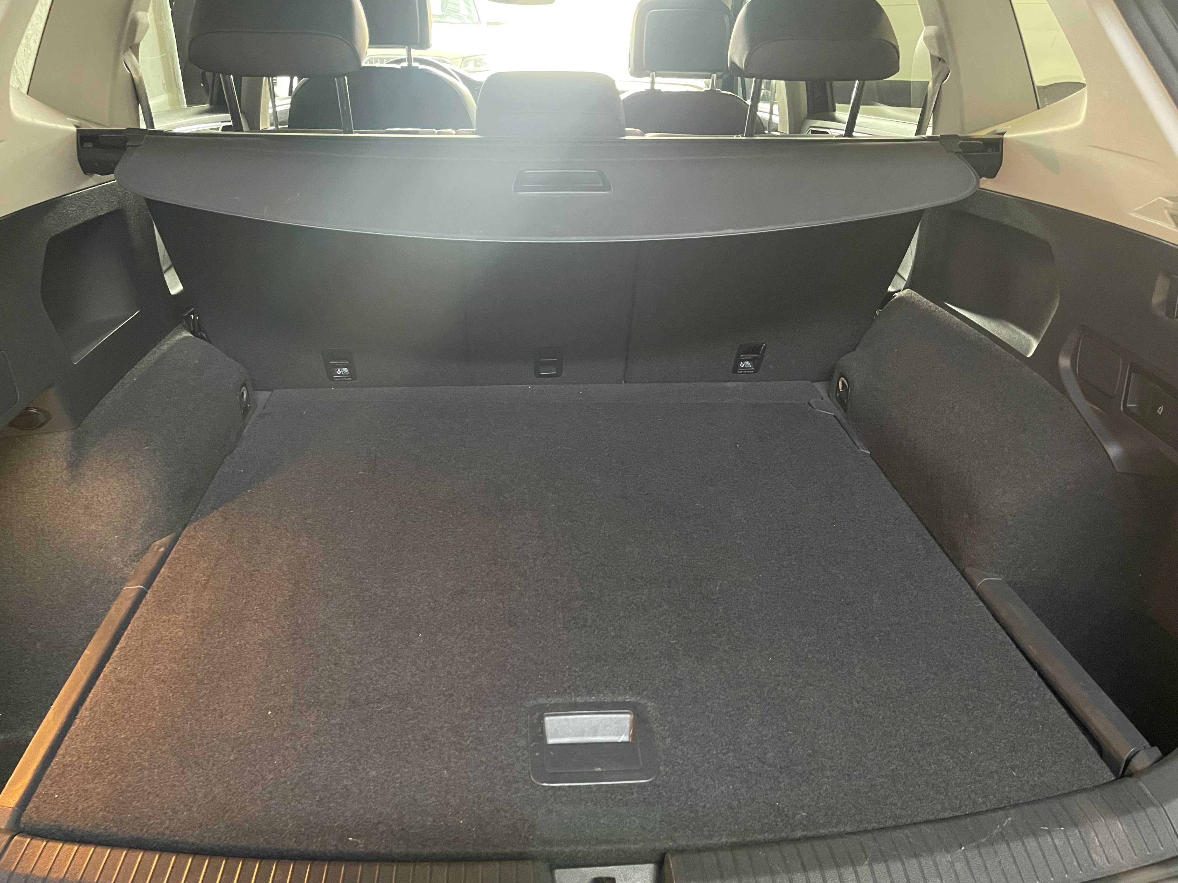 VOLKSWAGEN TIGUAN 2021 - foto 18