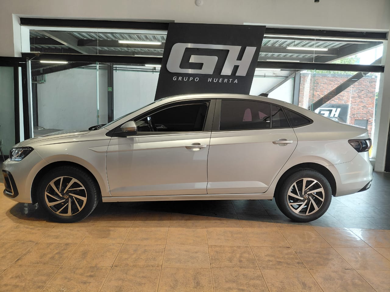 VOLKSWAGEN VIRTUS 2023 - foto 8