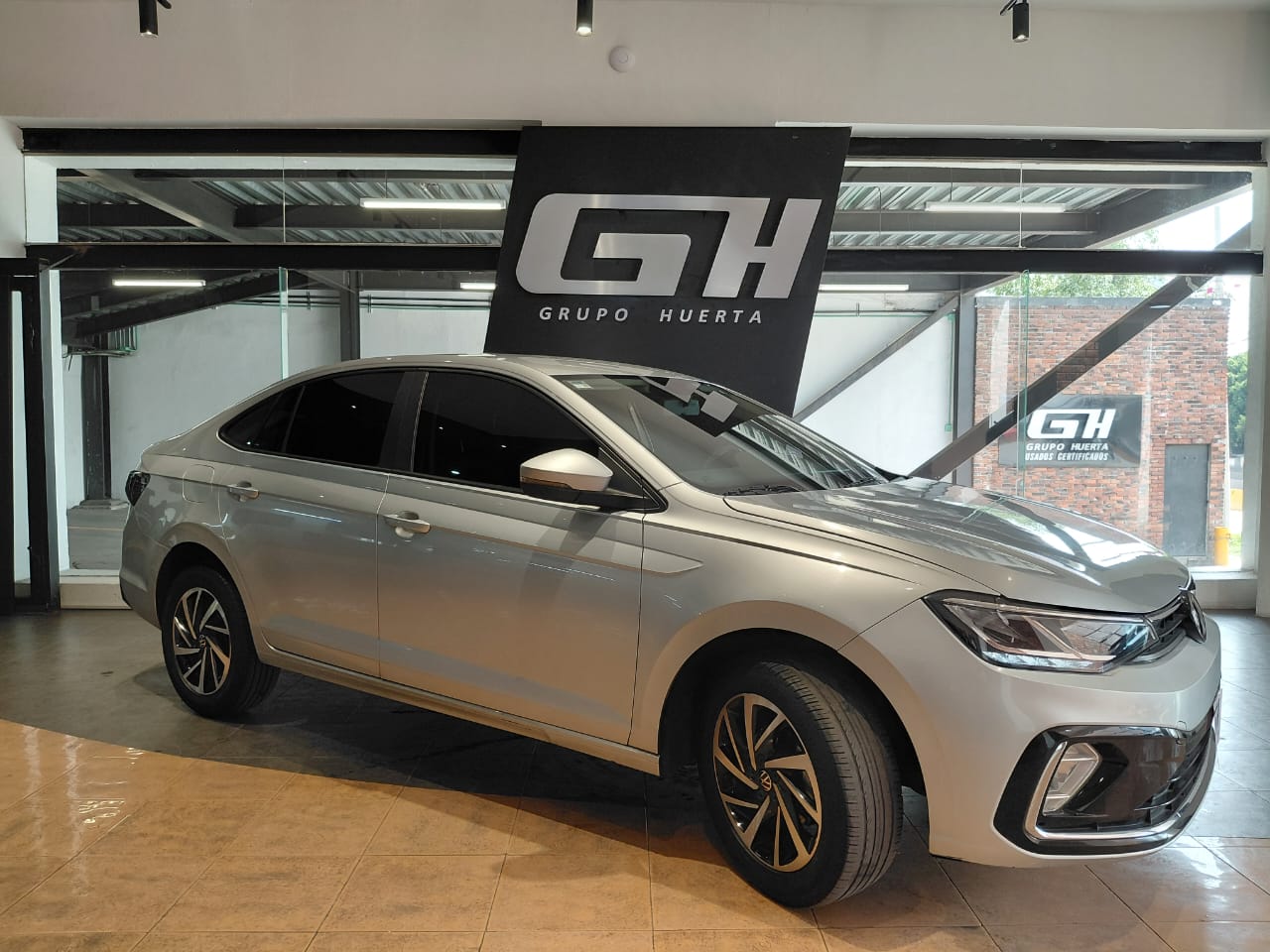 VOLKSWAGEN VIRTUS 2023 - foto 2