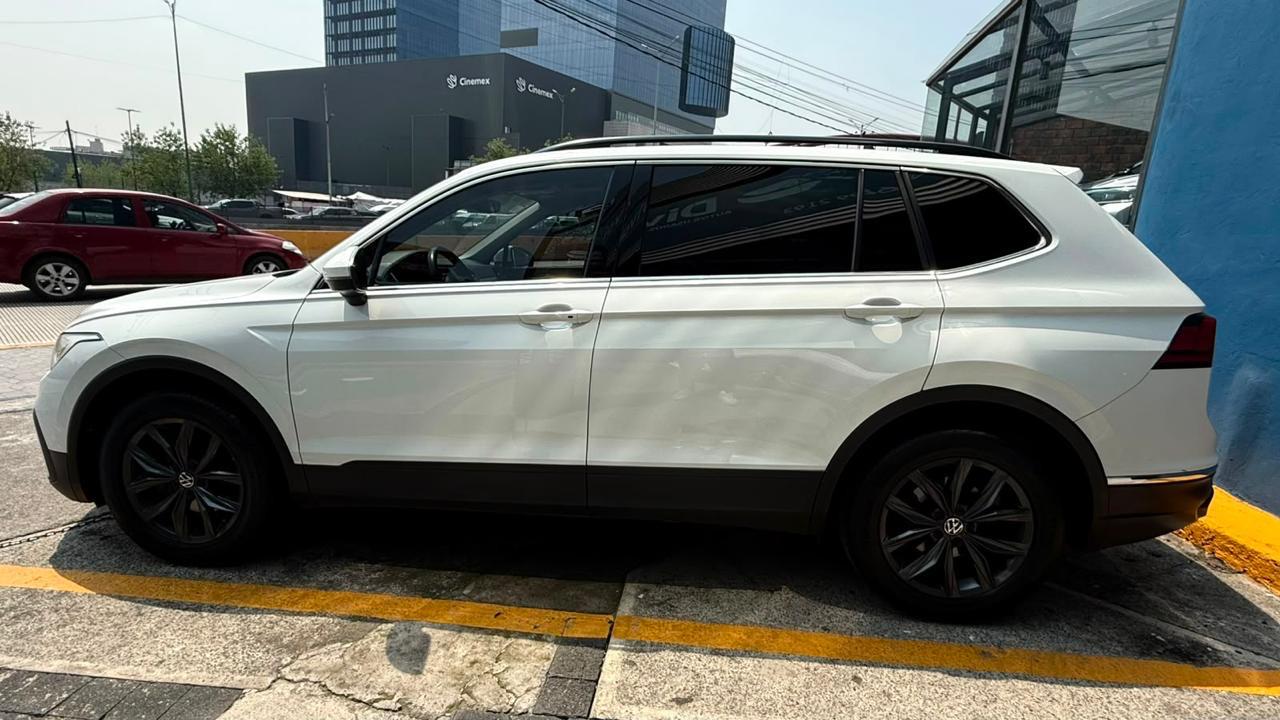 VOLKSWAGEN TIGUAN 2023 - foto 8