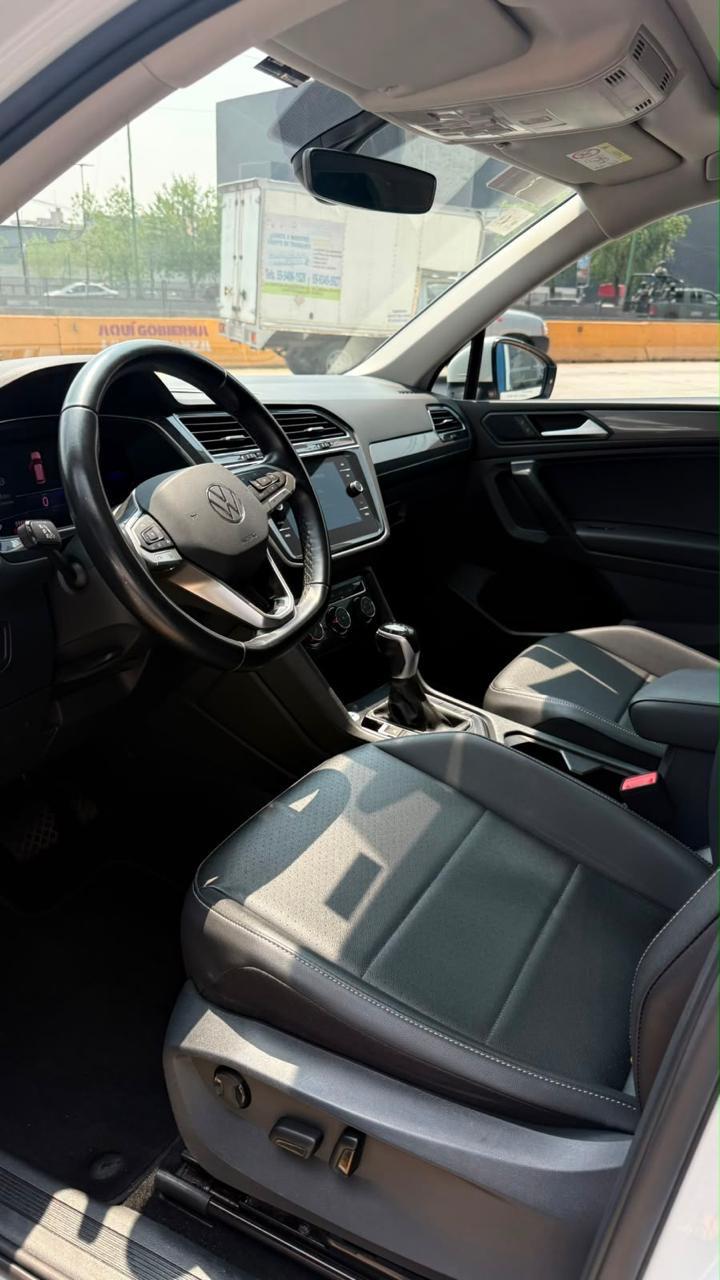 VOLKSWAGEN TIGUAN 2023 - foto 9
