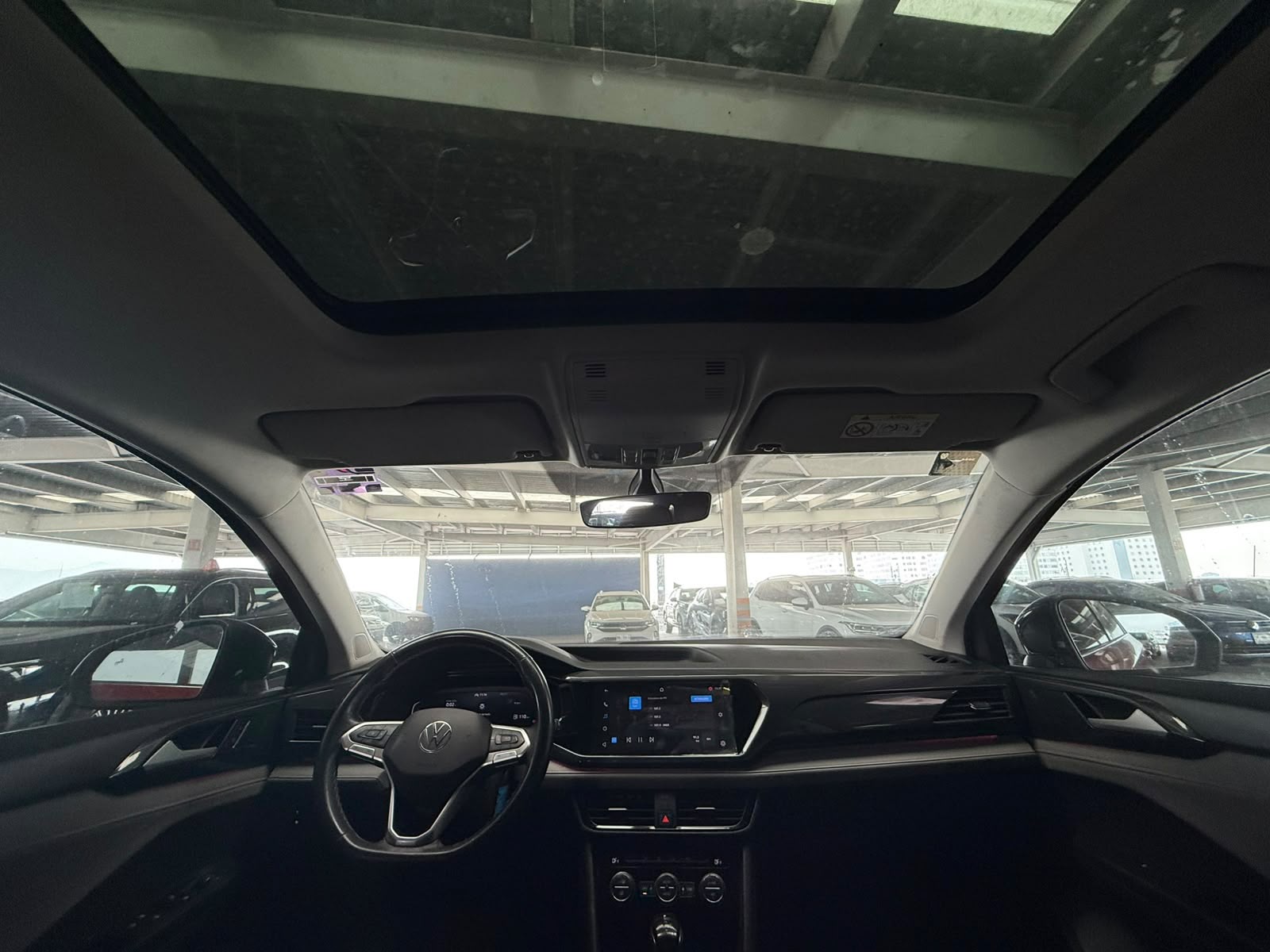 VOLKSWAGEN TAOS 2024 - foto 14