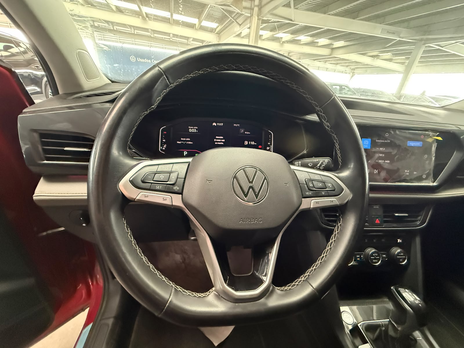 VOLKSWAGEN TAOS 2024 - foto 11