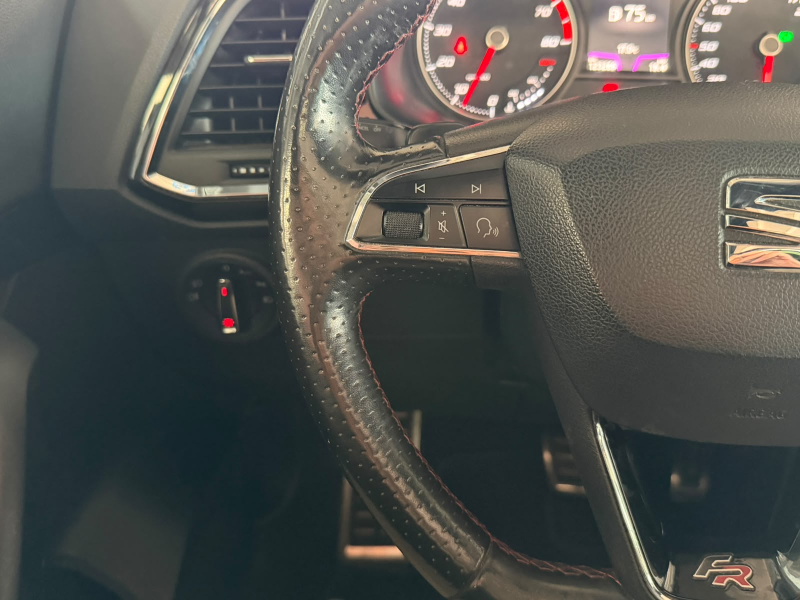SEAT ATECA 2019 - foto 13