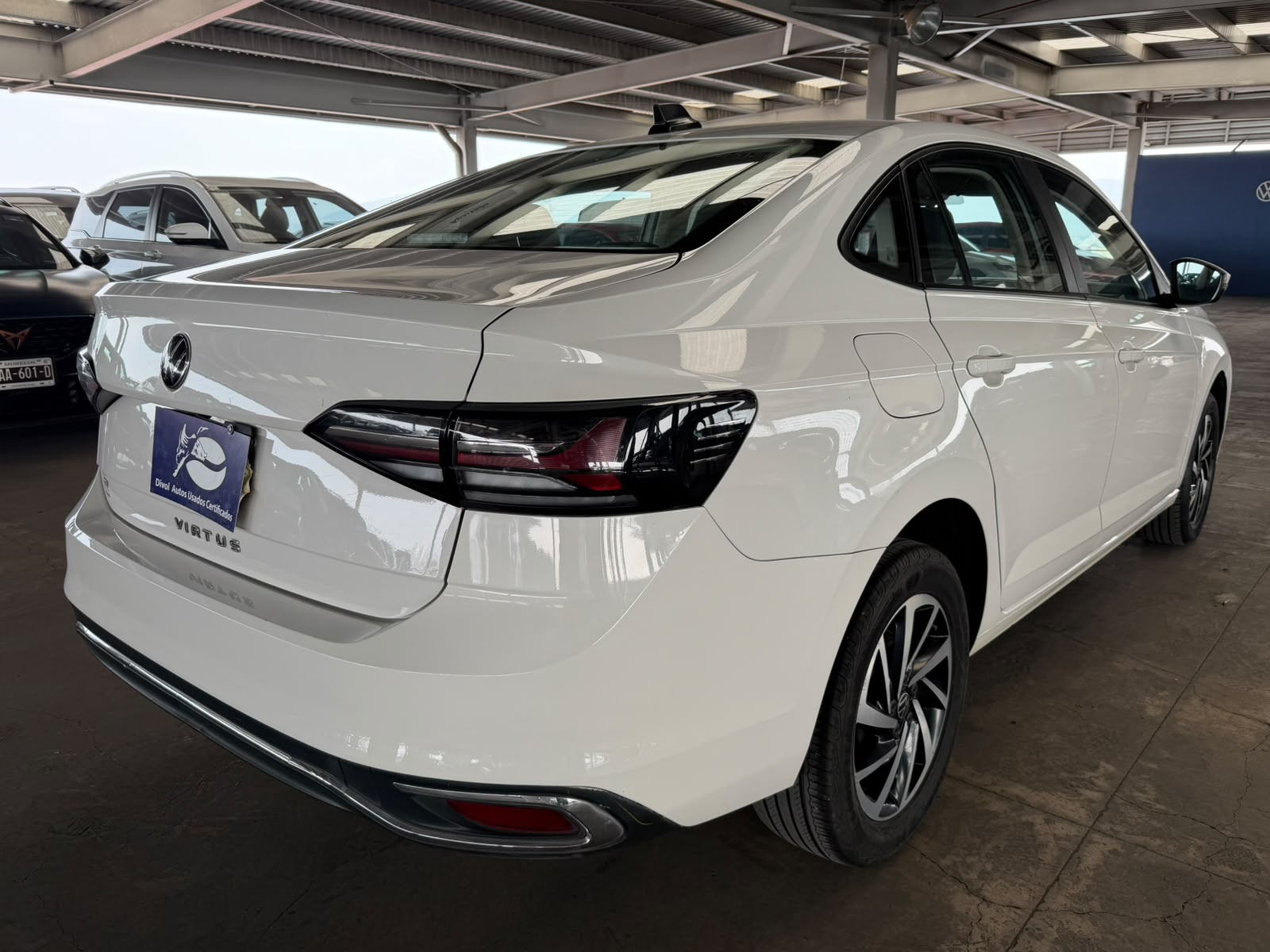 VOLKSWAGEN VIRTUS 2023 - foto 4