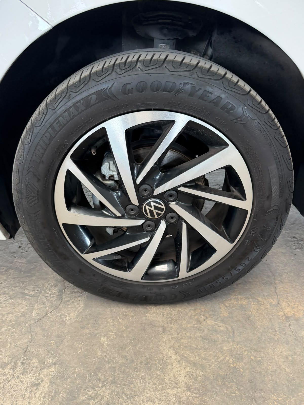 VOLKSWAGEN VIRTUS 2023 - foto 9