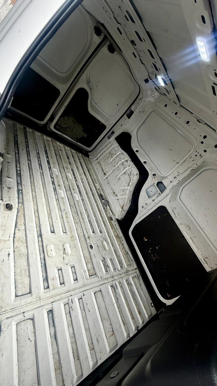 VOLKSWAGEN CADY 2023 - foto 13