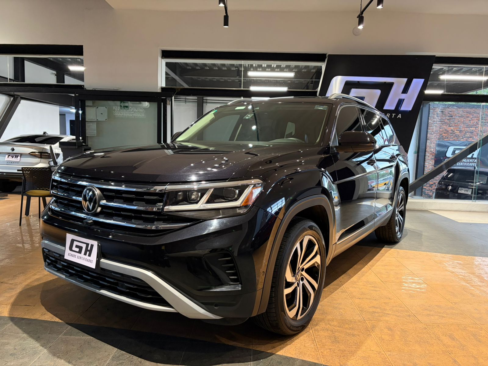 VOLKSWAGEN TERAMONT 2022