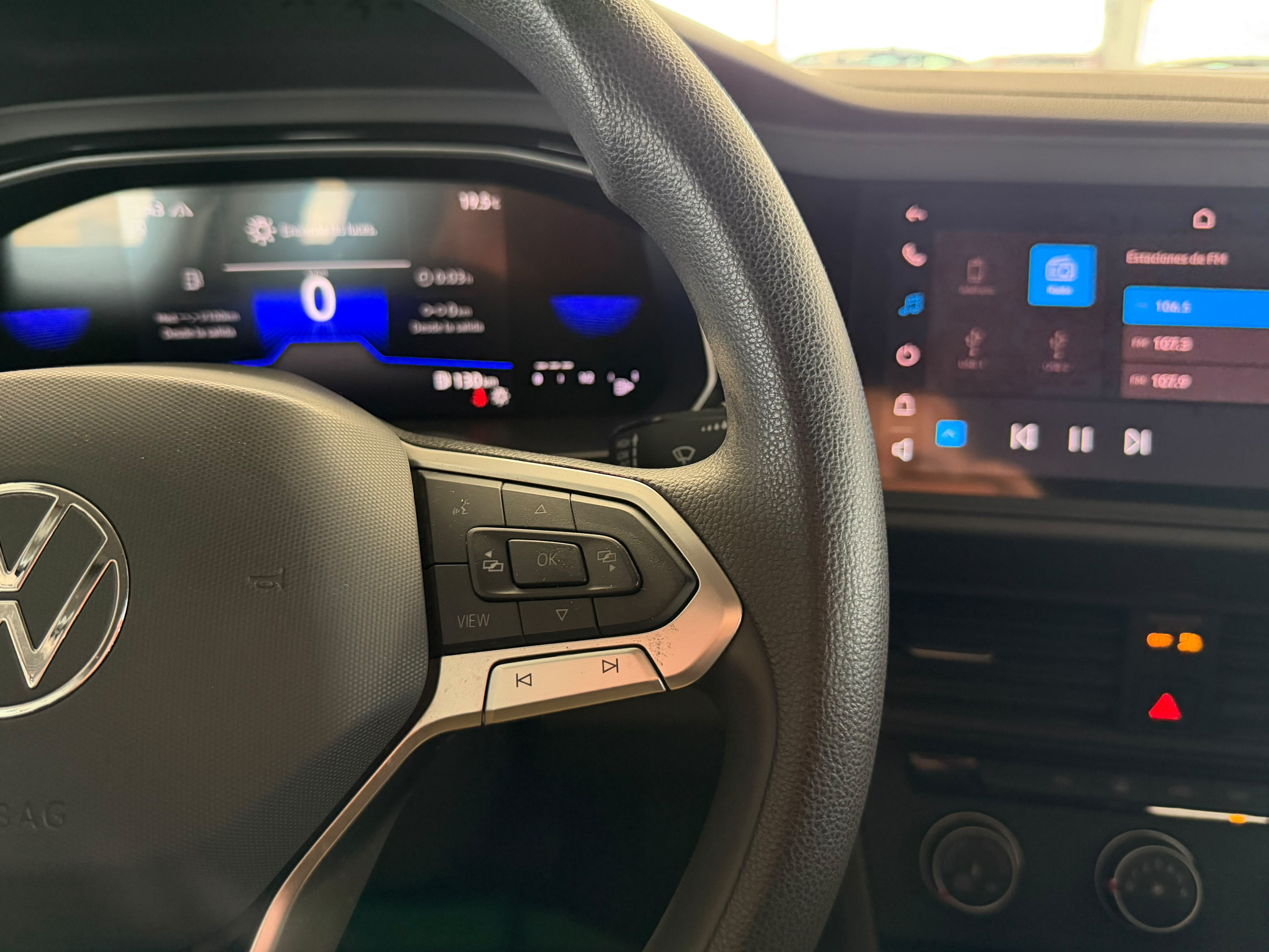 VOLKSWAGEN JETTA 2024 - foto 14