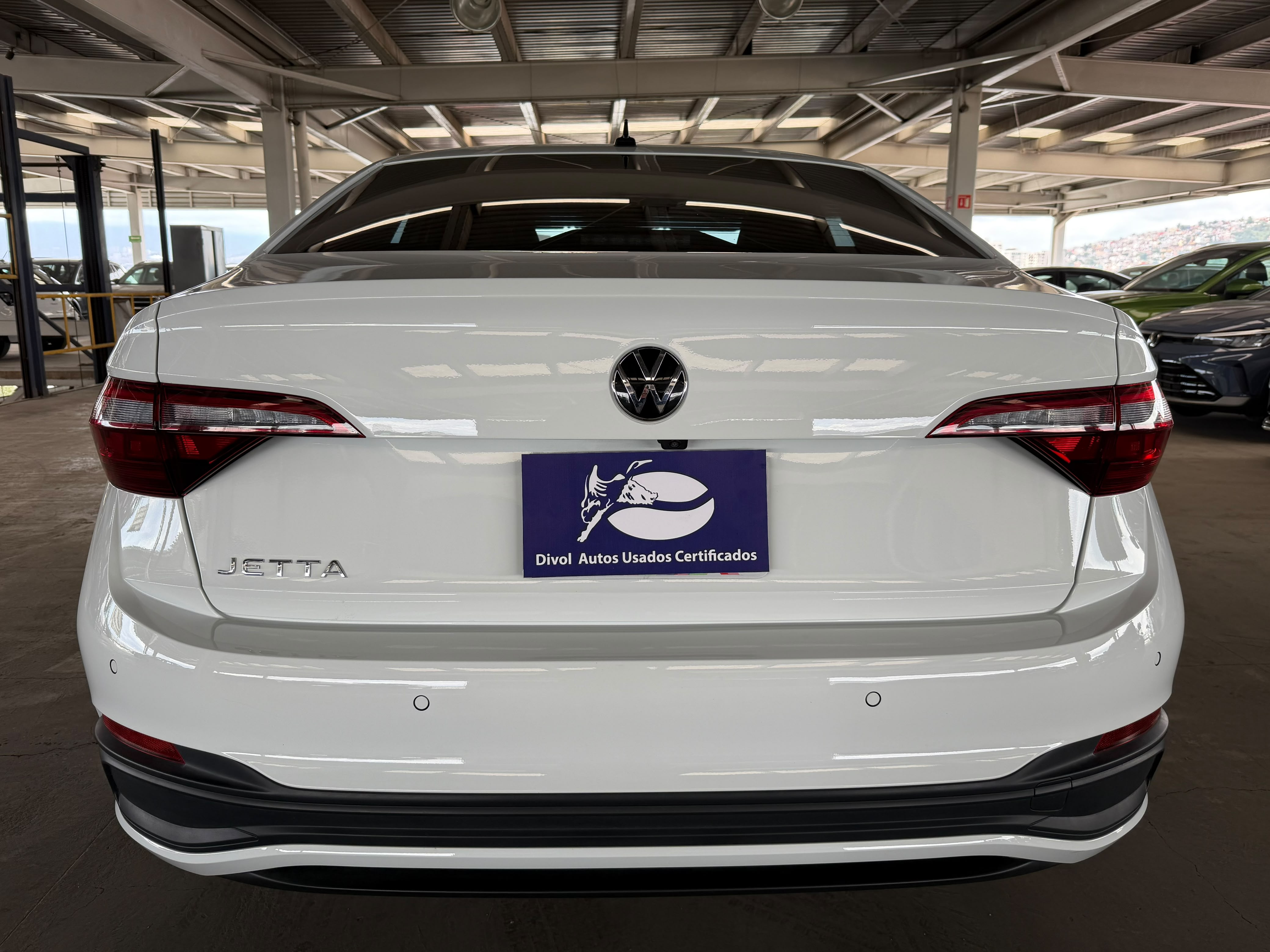 VOLKSWAGEN JETTA 2024 - foto 5
