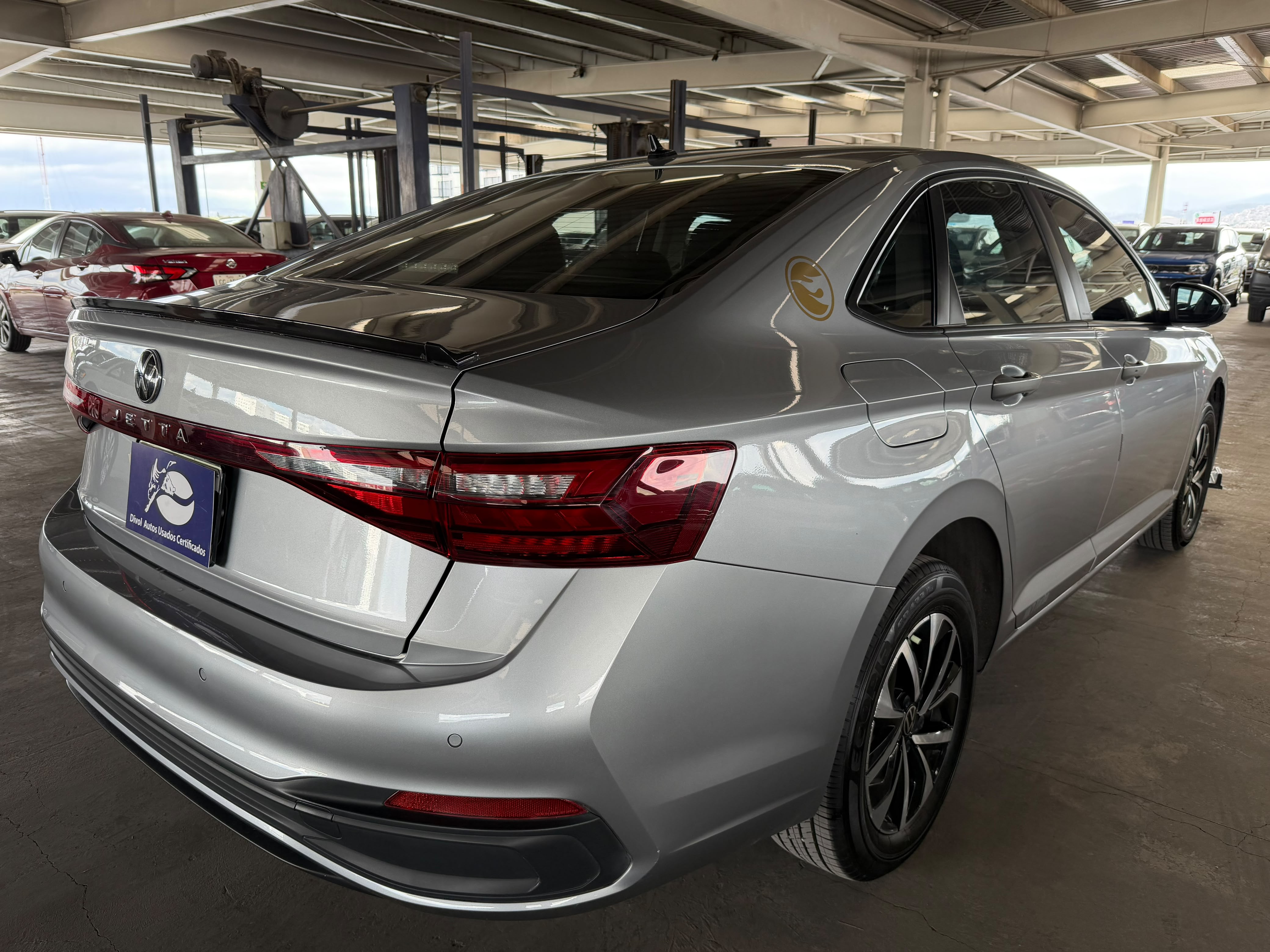 VOLKSWAGEN JETTA 2025 - foto 7