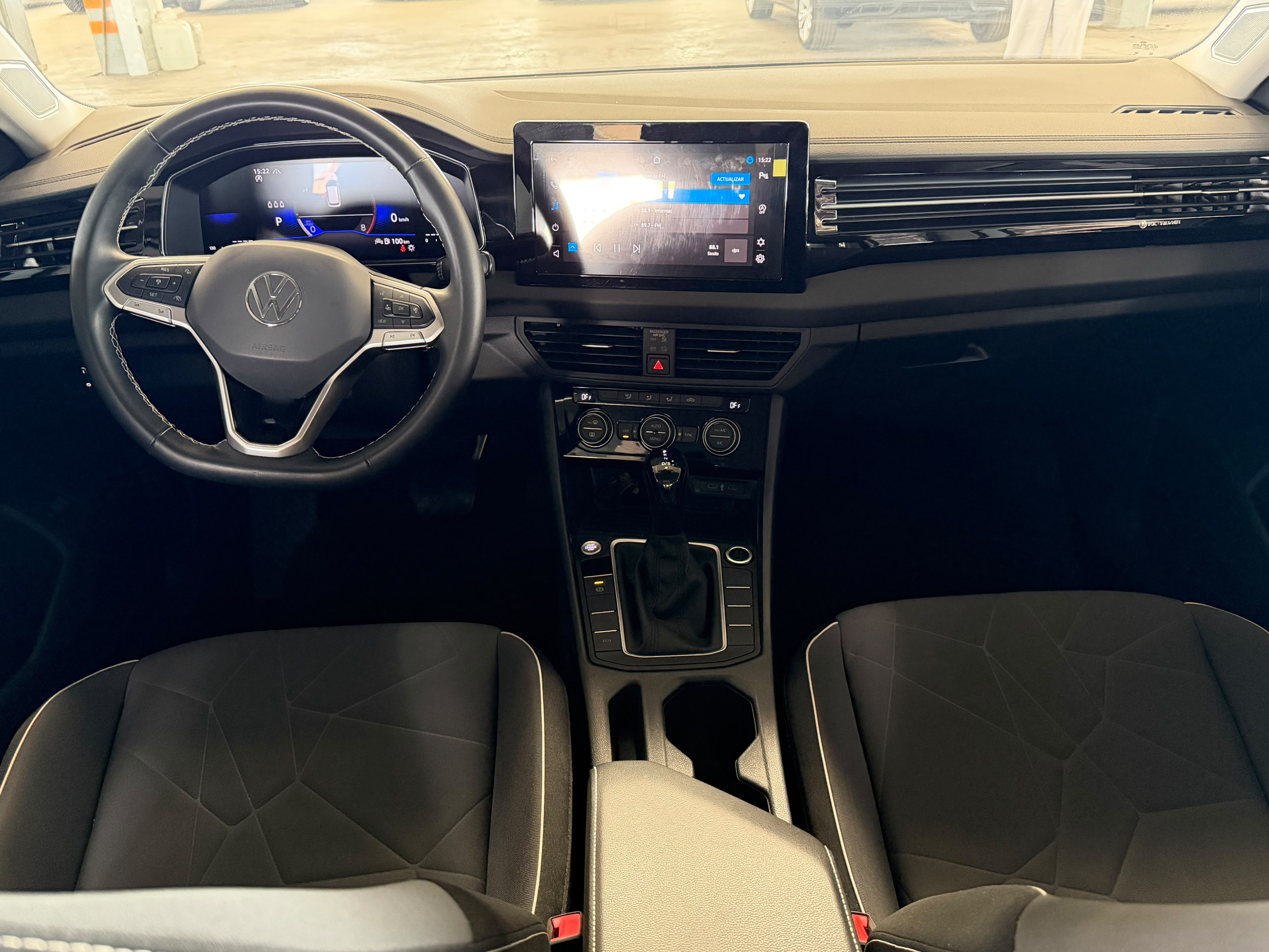 VOLKSWAGEN JETTA 2025 - foto 11