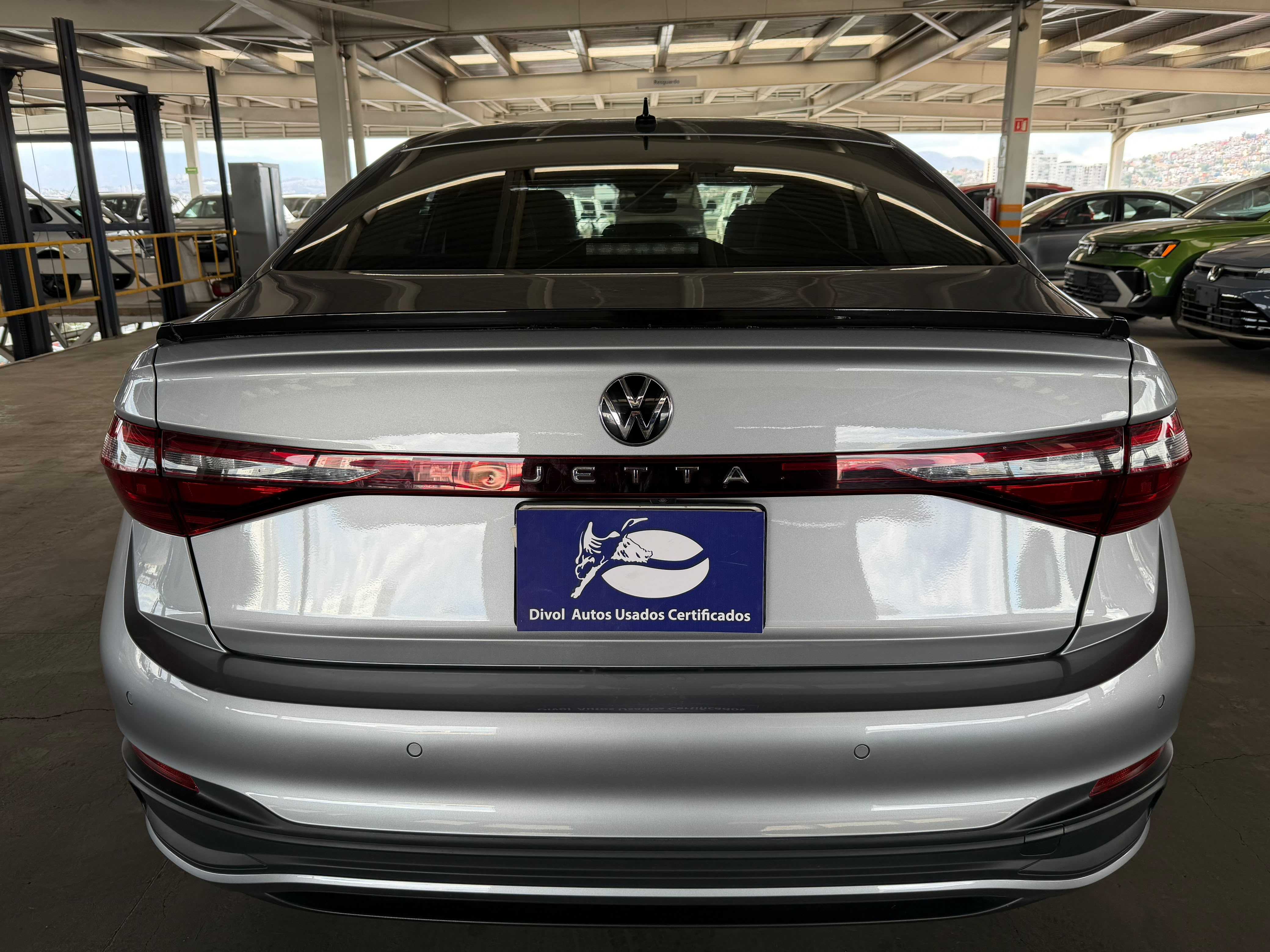 VOLKSWAGEN JETTA 2025 - foto 8