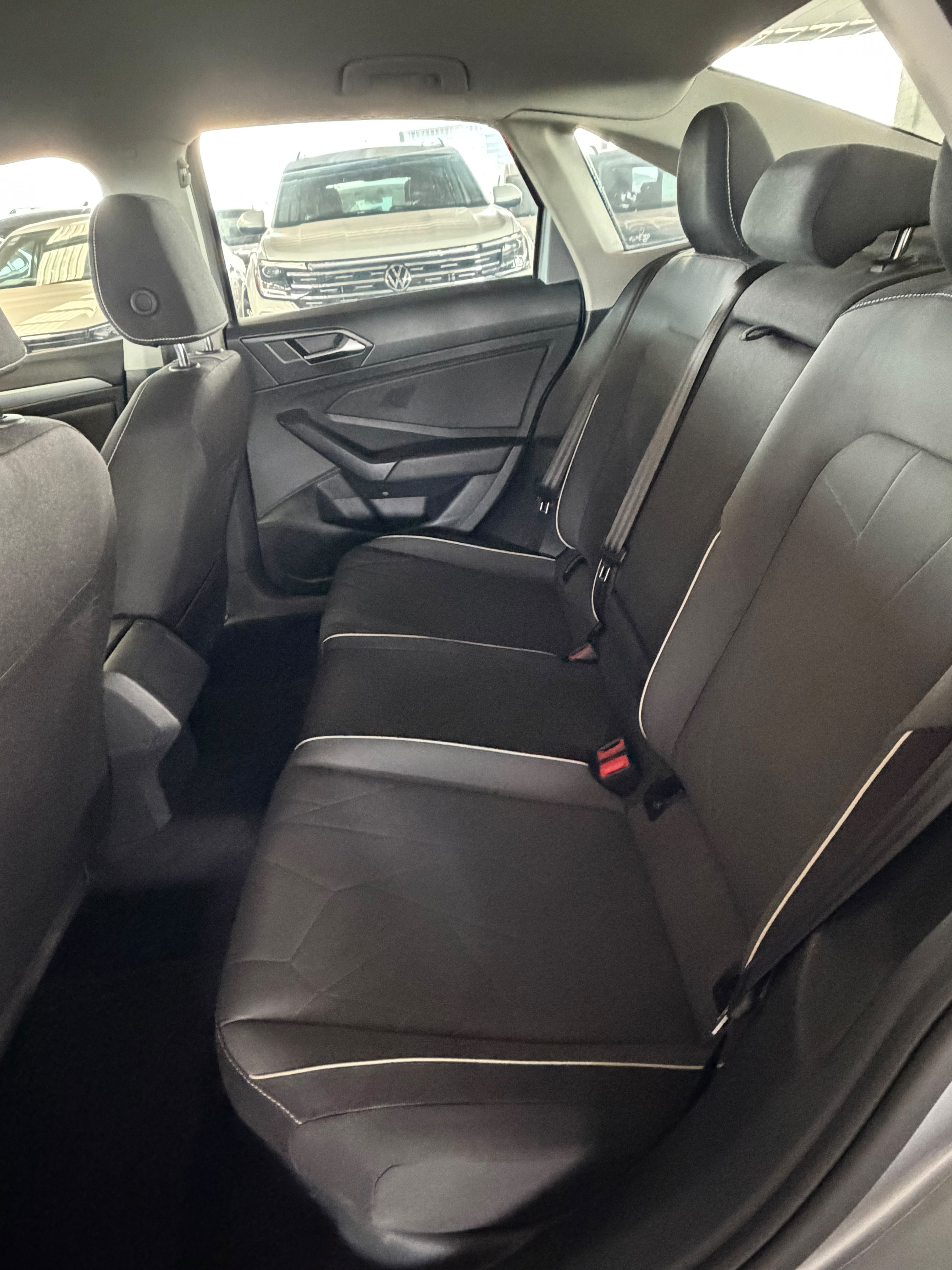 VOLKSWAGEN JETTA 2025 - foto 18