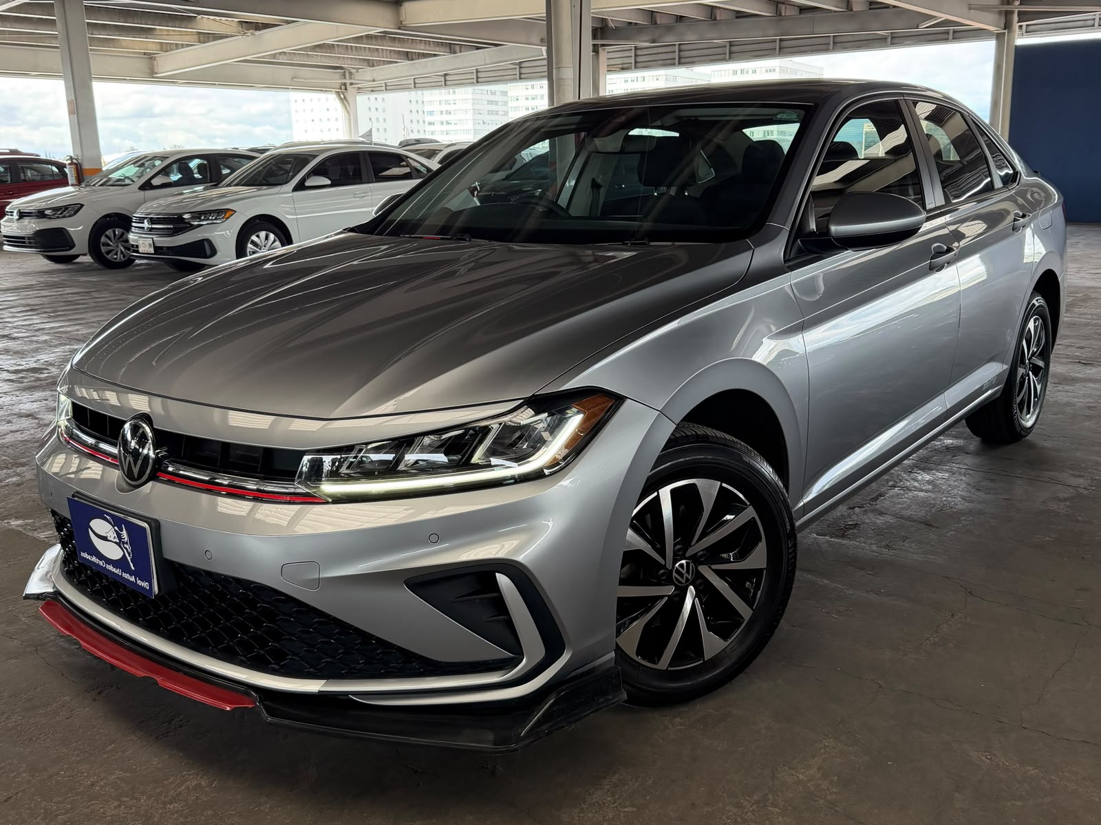 VOLKSWAGEN JETTA 2025 - foto 1