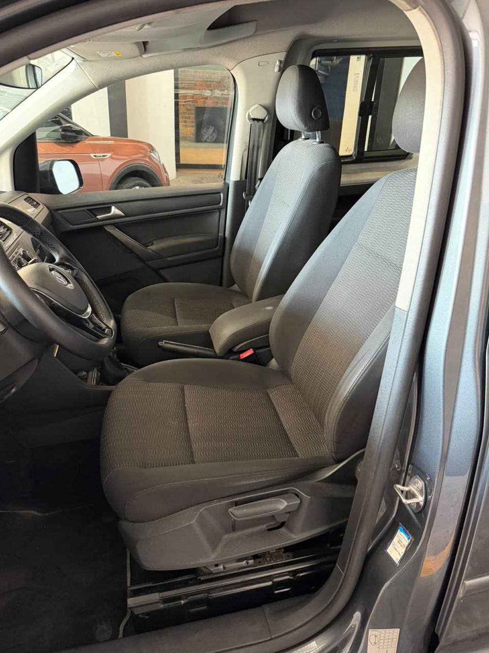 VOLKSWAGEN CADDY 2020 - foto 10