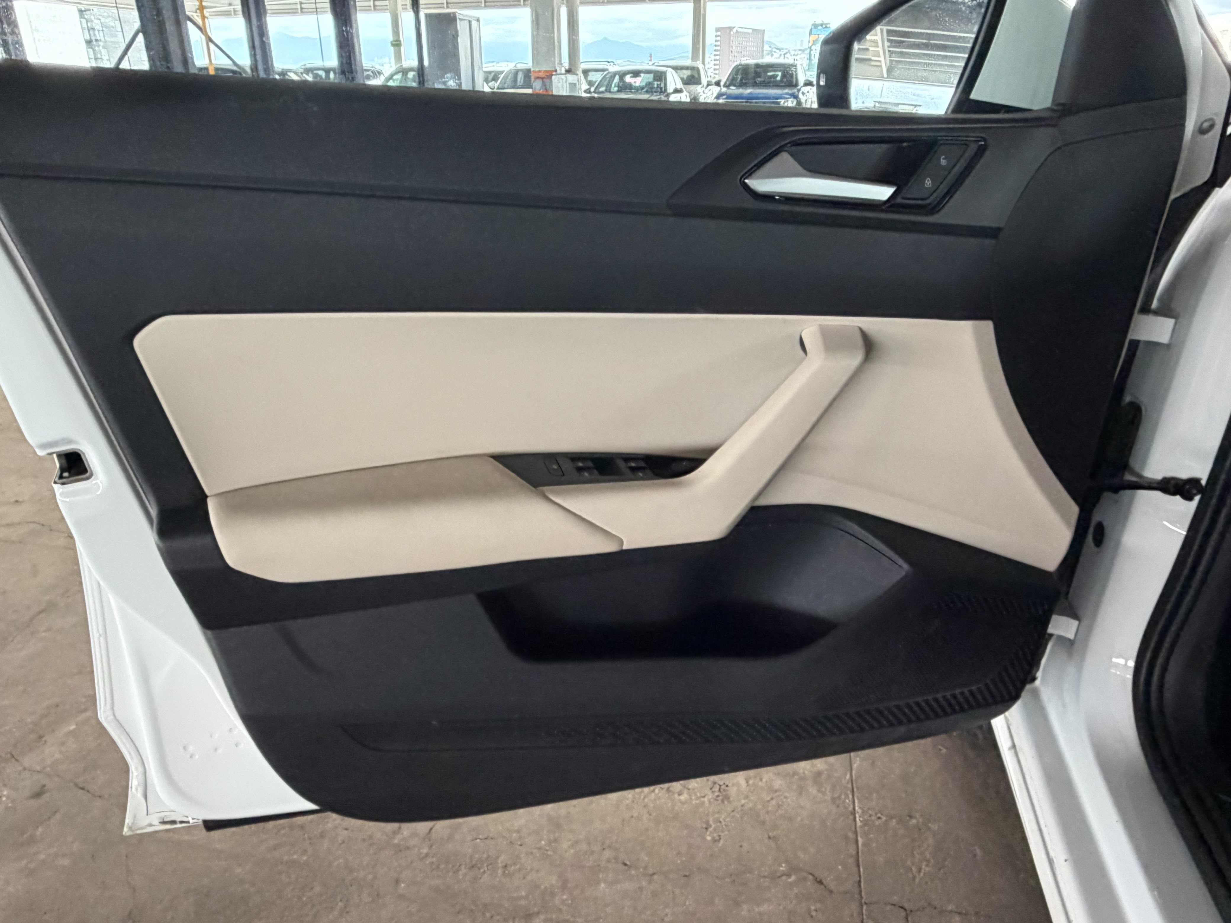 VOLKSWAGEN VIRTUS 2025 - foto 16