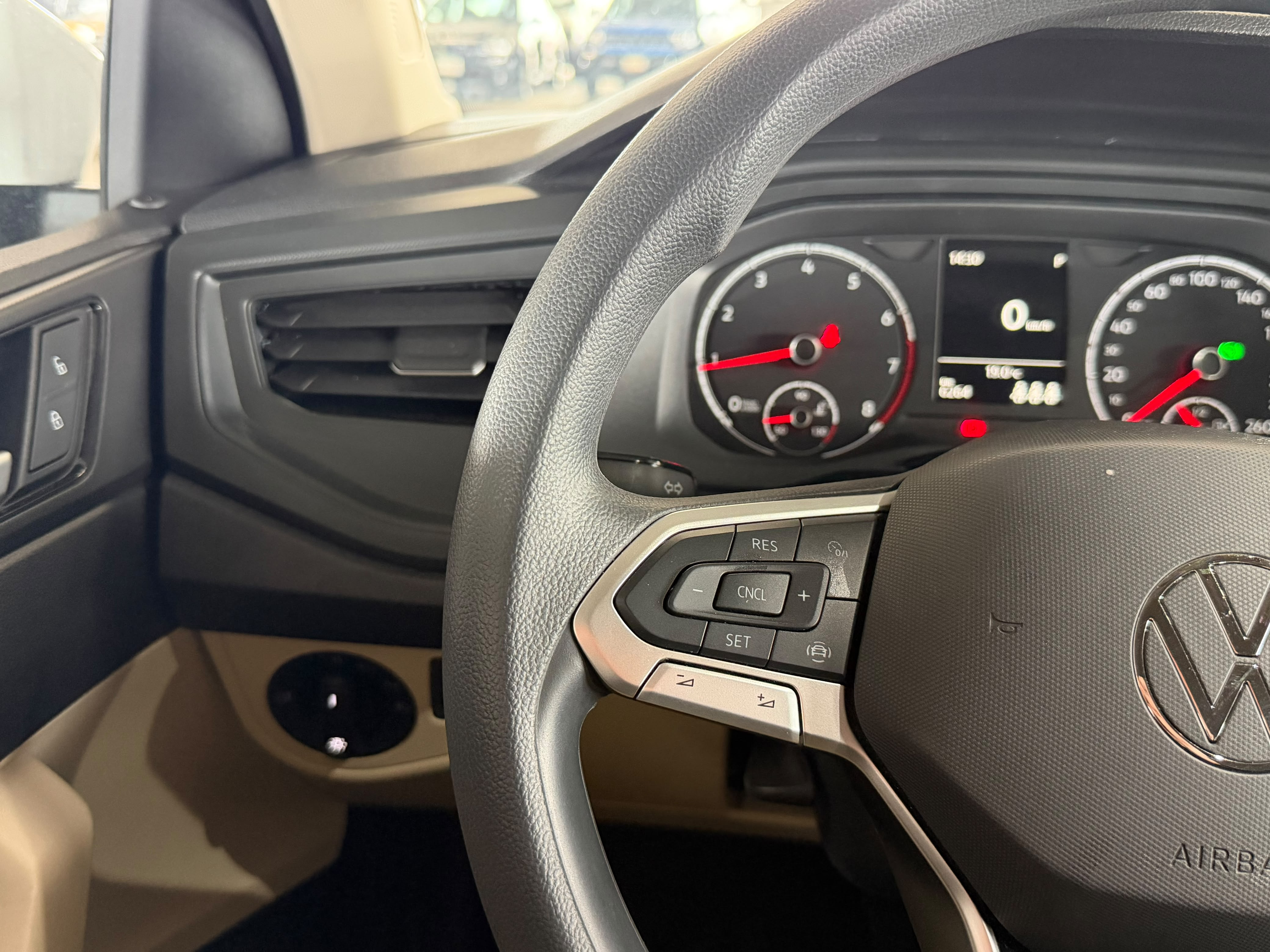 VOLKSWAGEN VIRTUS 2025 - foto 13