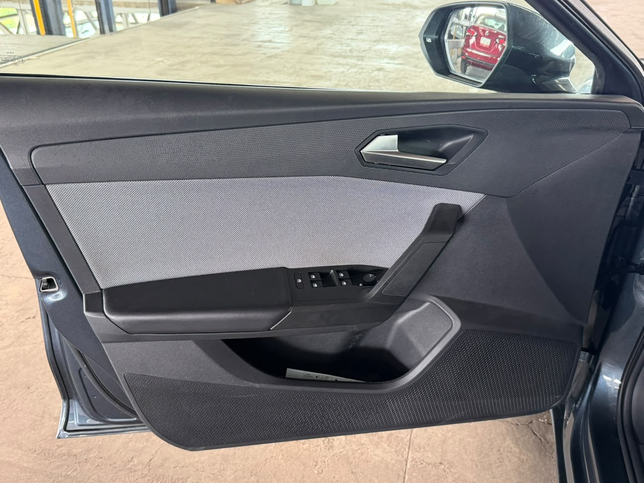 SEAT LEON 2025 - foto 16