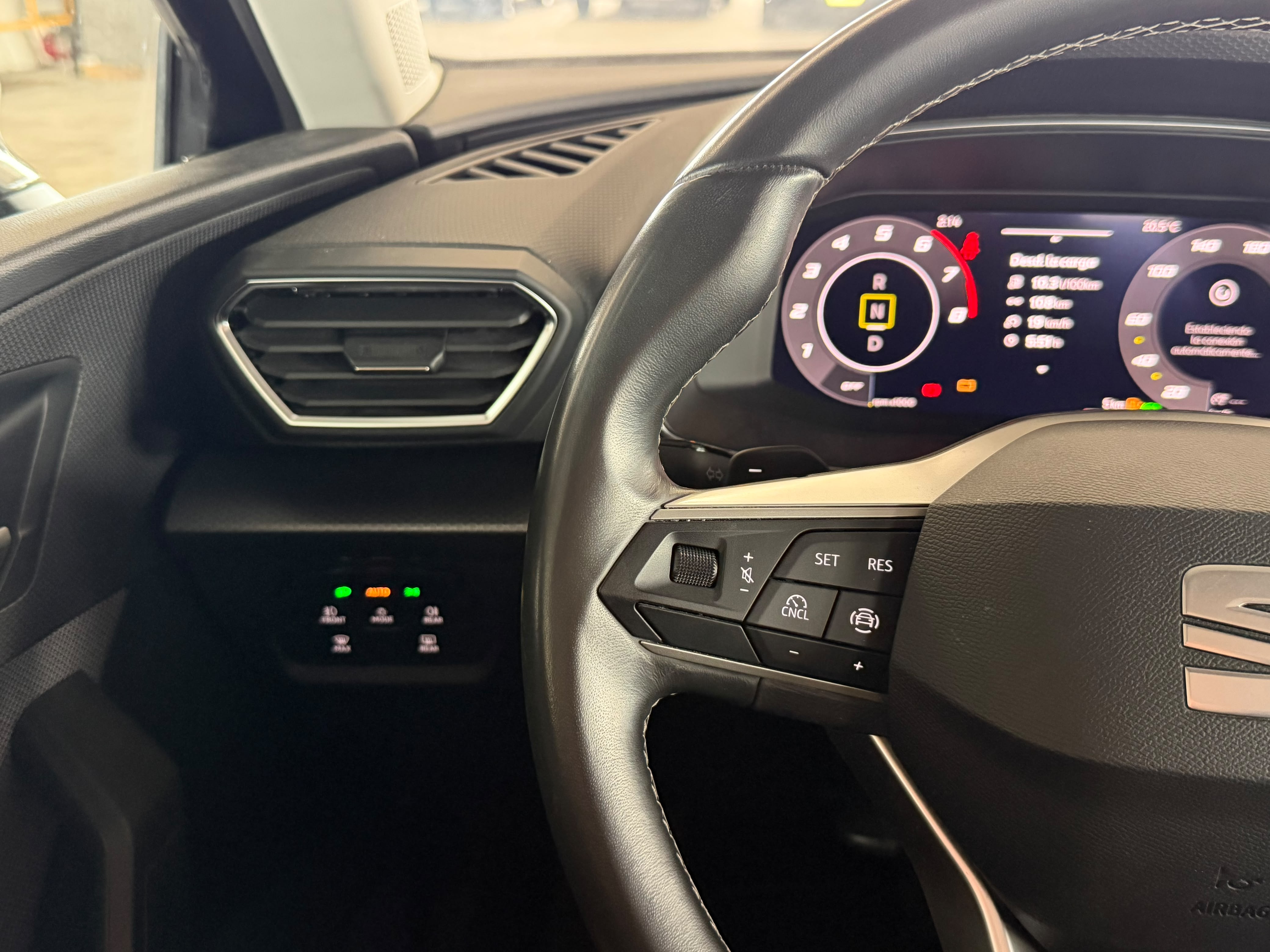 SEAT LEON 2025 - foto 13