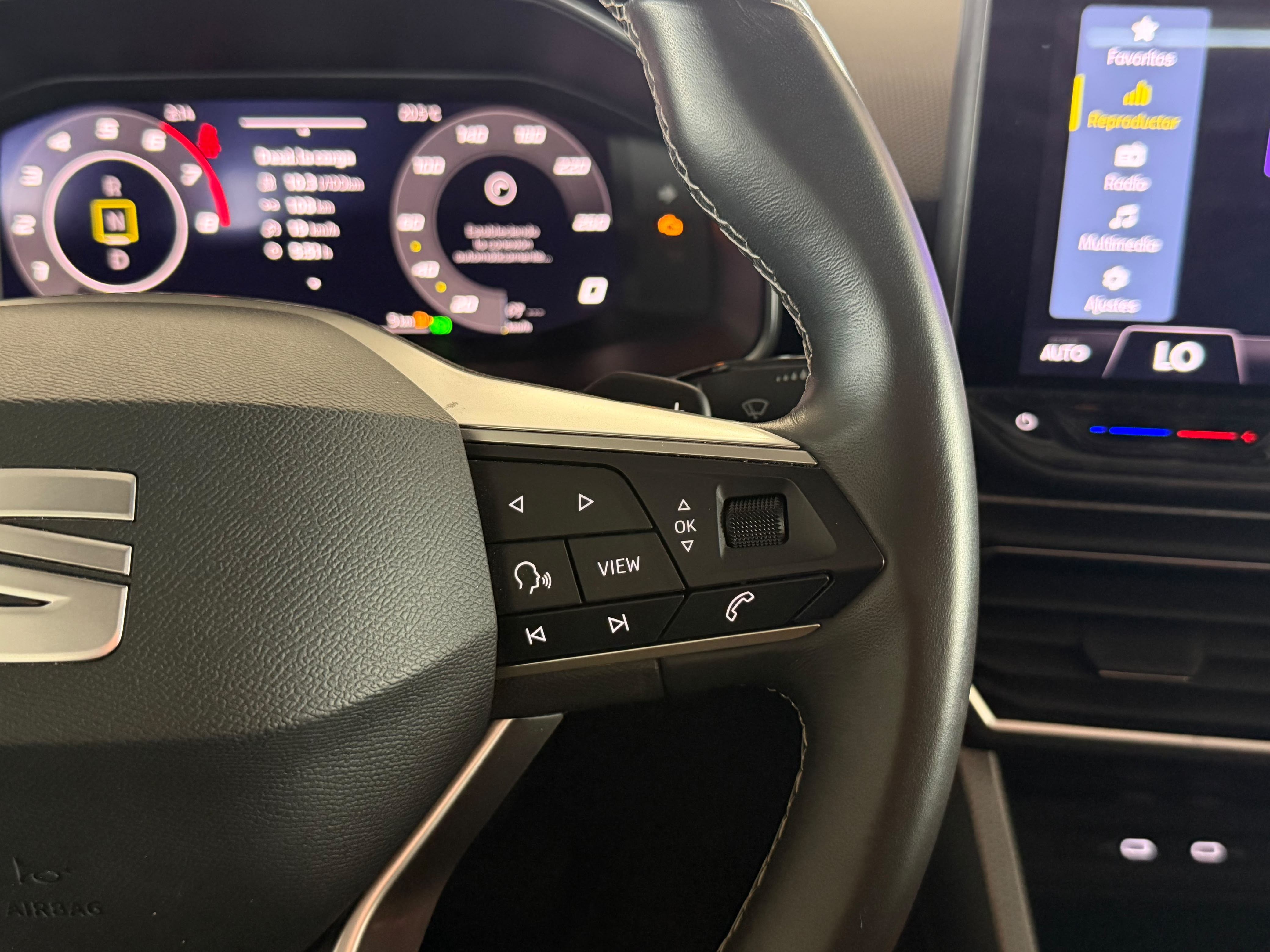 SEAT LEON 2025 - foto 14