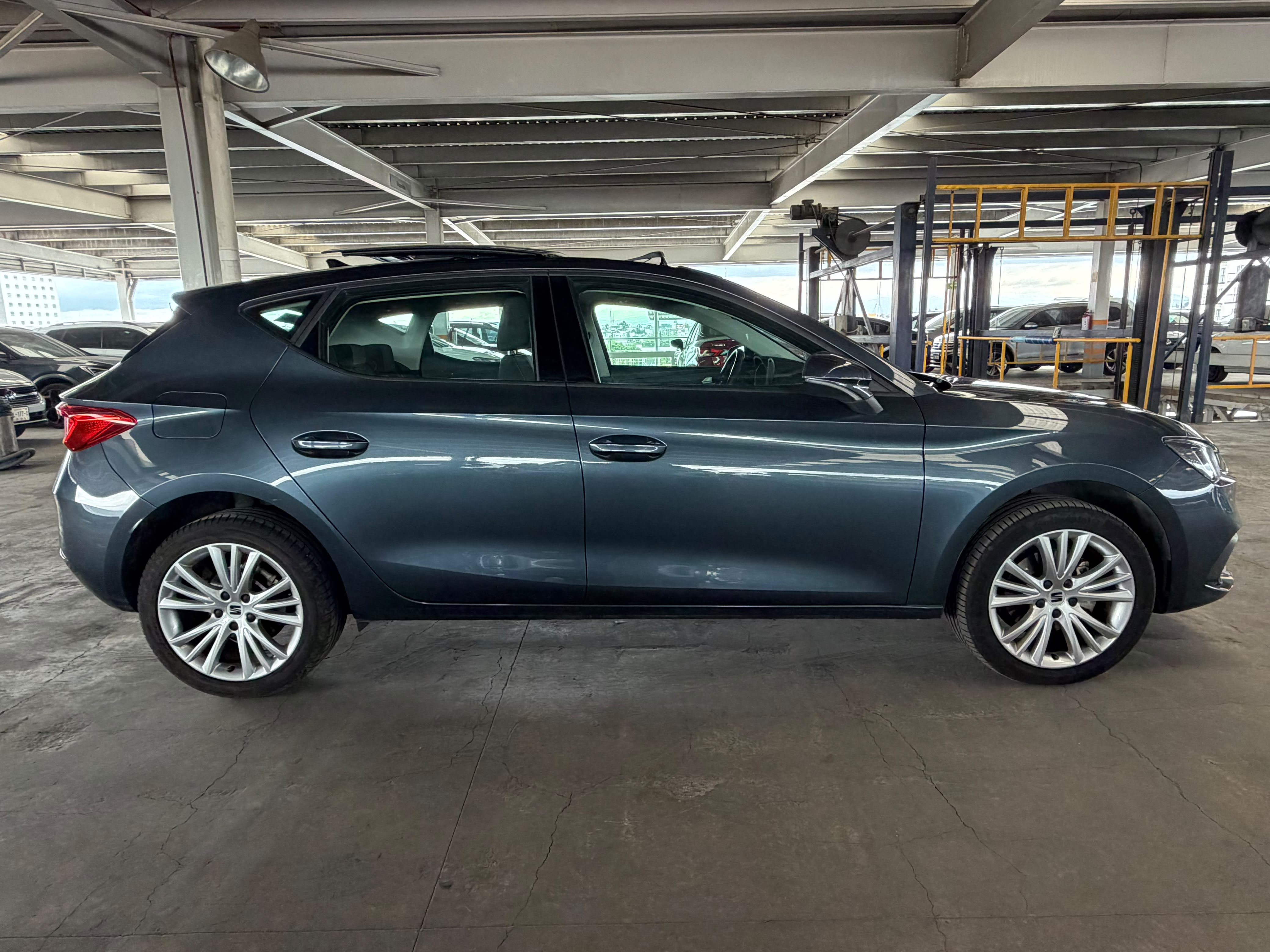 SEAT LEON 2025 - foto 7