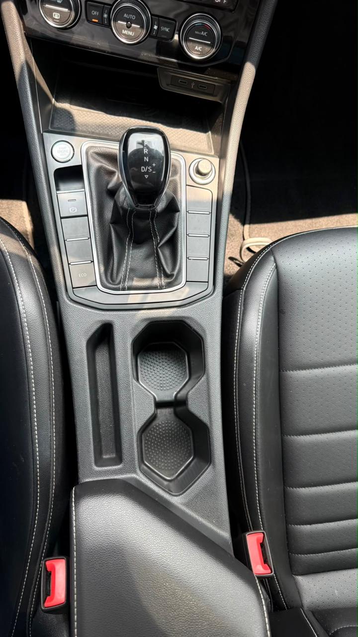 VOLKSWAGEN JETTA 2022 - foto 12