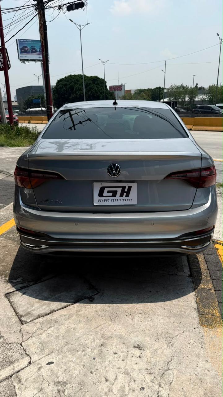 VOLKSWAGEN JETTA 2022 - foto 4