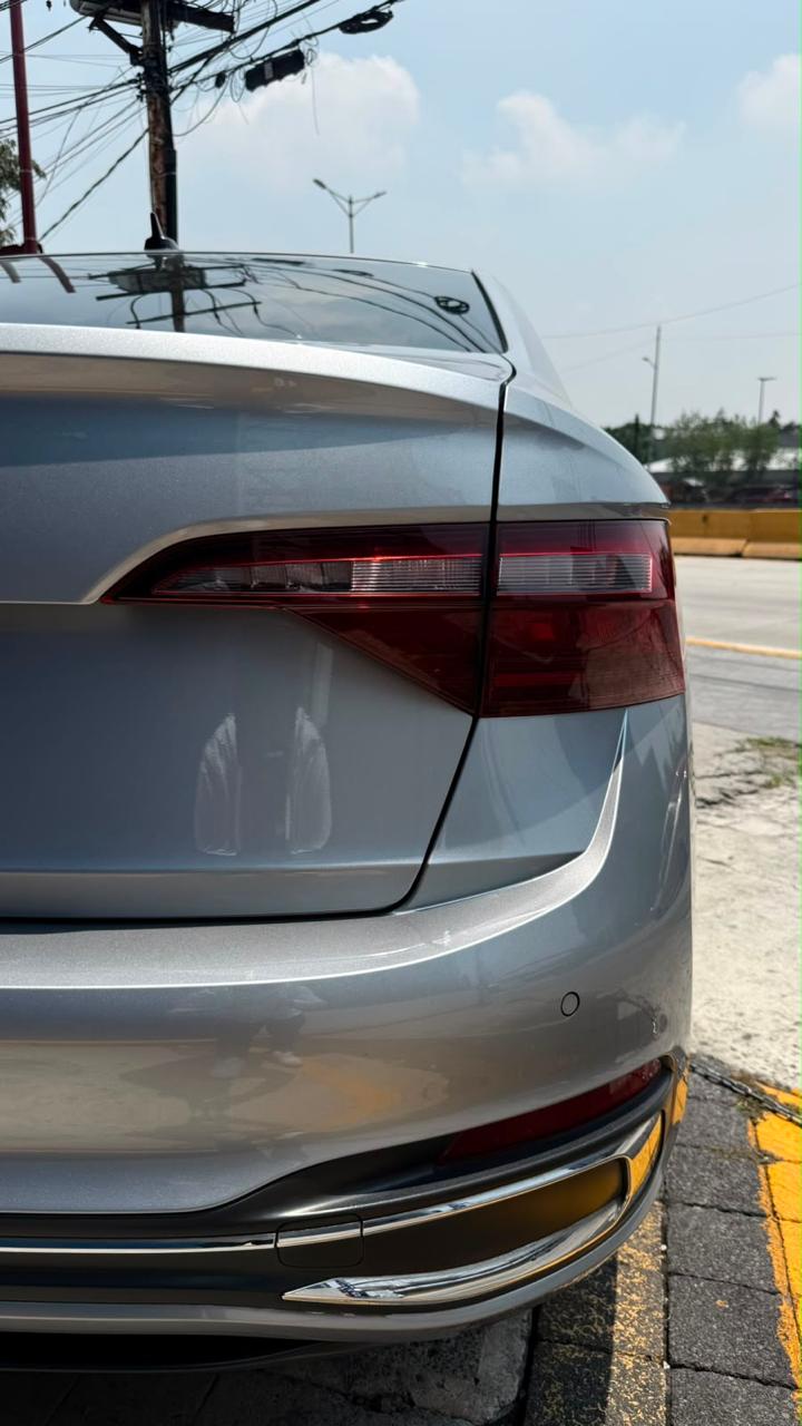 VOLKSWAGEN JETTA 2022 - foto 9