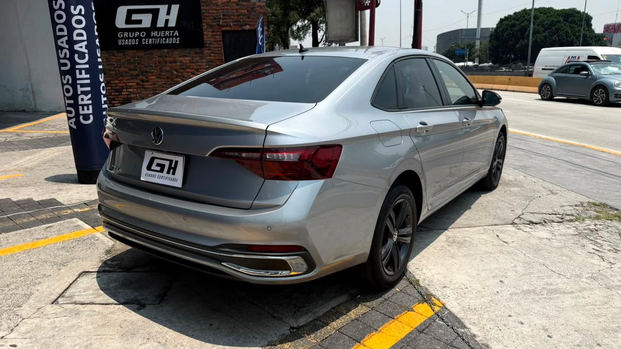 VOLKSWAGEN JETTA 2022 - foto 5
