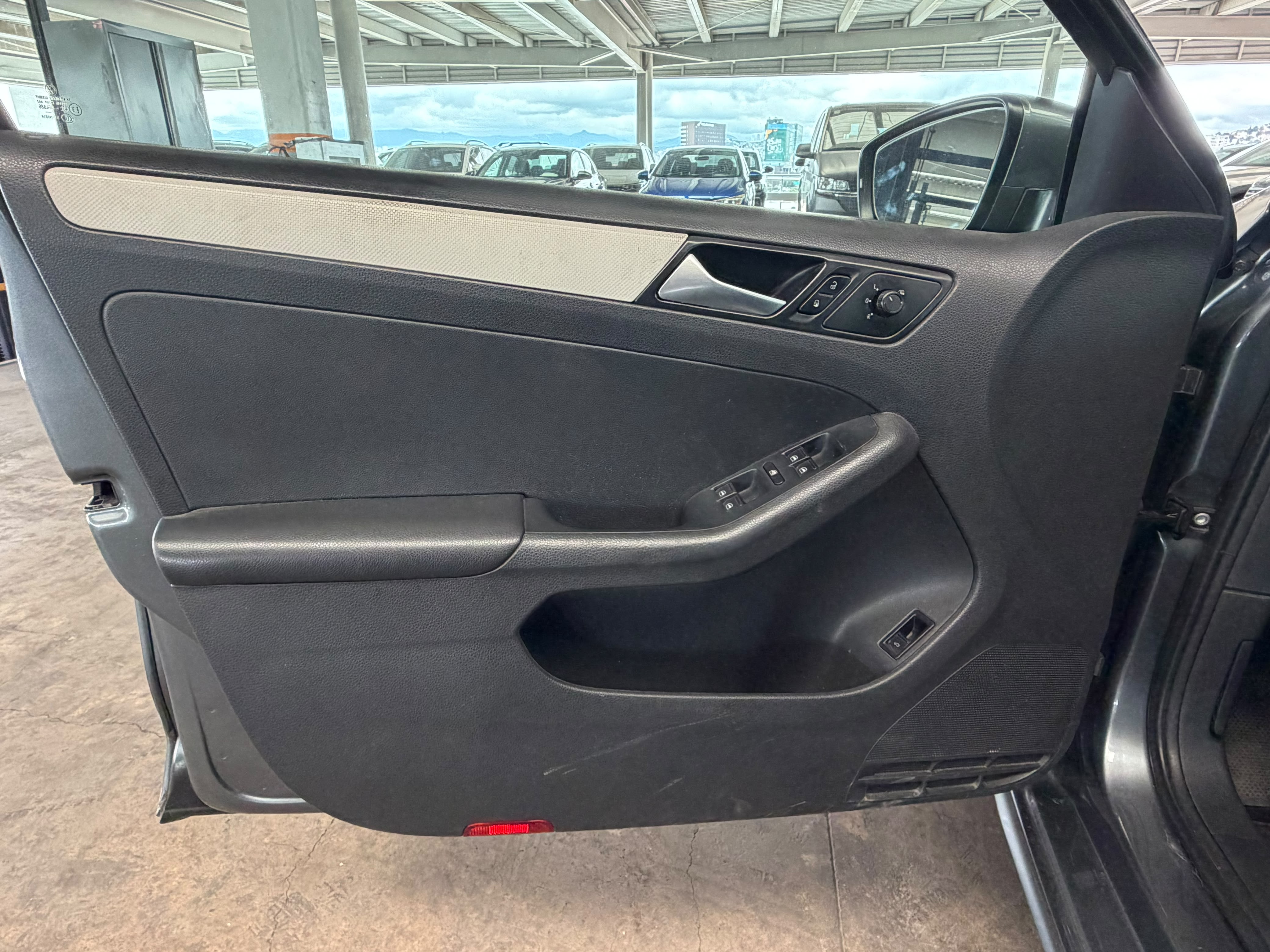 VOLKSWAGEN JETTA 2018 - foto 15