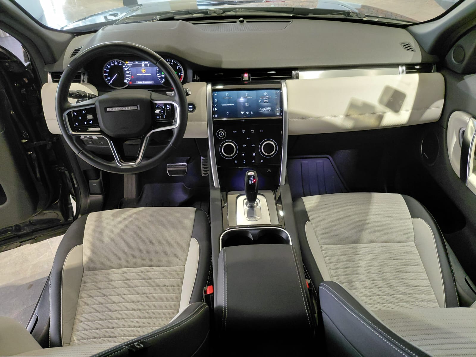 LAND ROVER DISCOVERY 2023 - foto 8