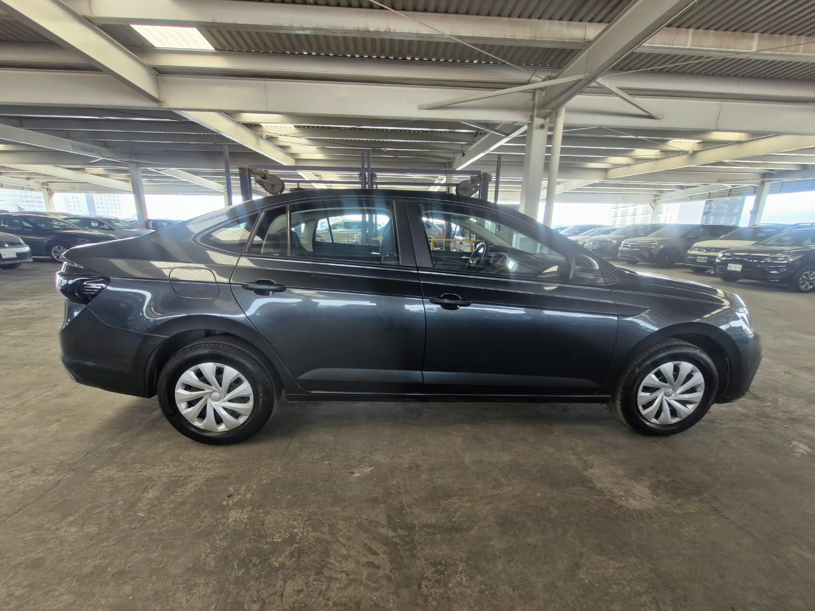 VOLKSWAGEN VIRTUS 2023 - foto 5