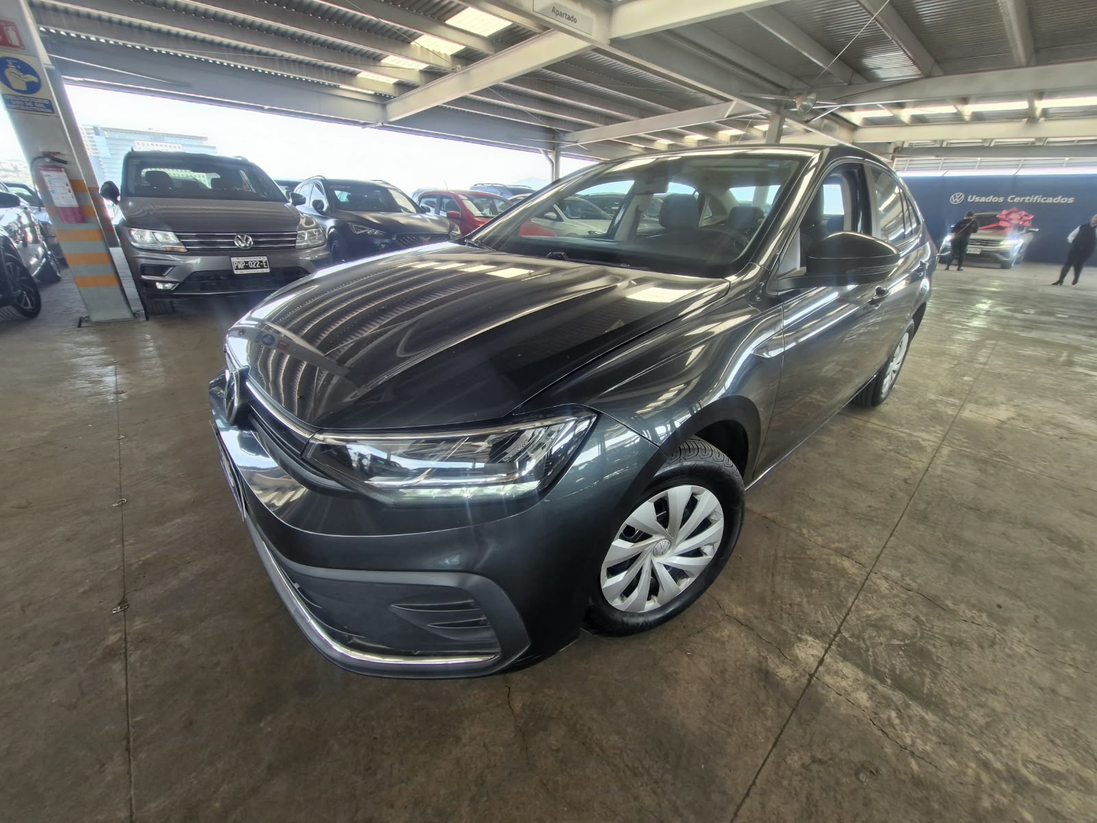 VOLKSWAGEN VIRTUS 2023 - foto 1