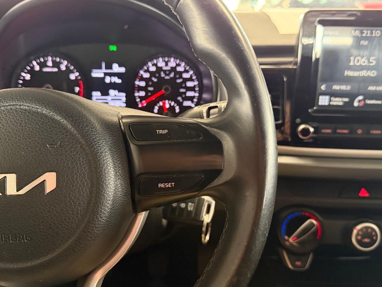 KIA RIO 2022 - foto 14