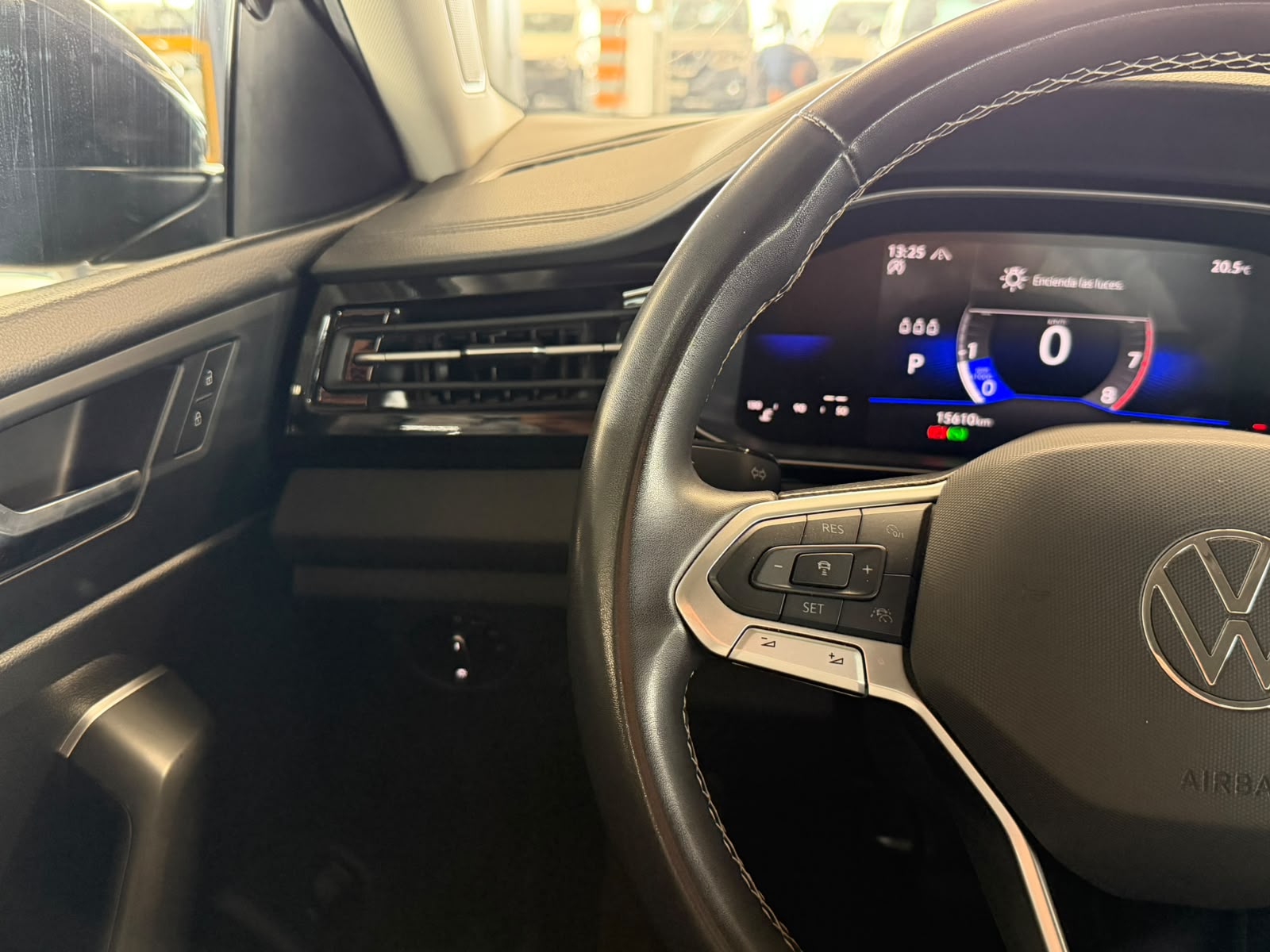 VOLKSWAGEN JETTA 2026 - foto 12