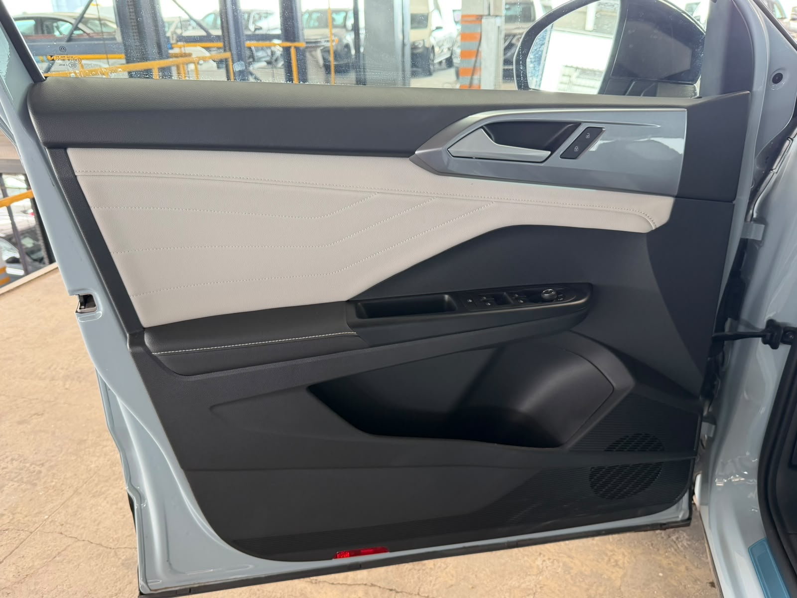 VOLKSWAGEN TAOS 2026 - foto 16